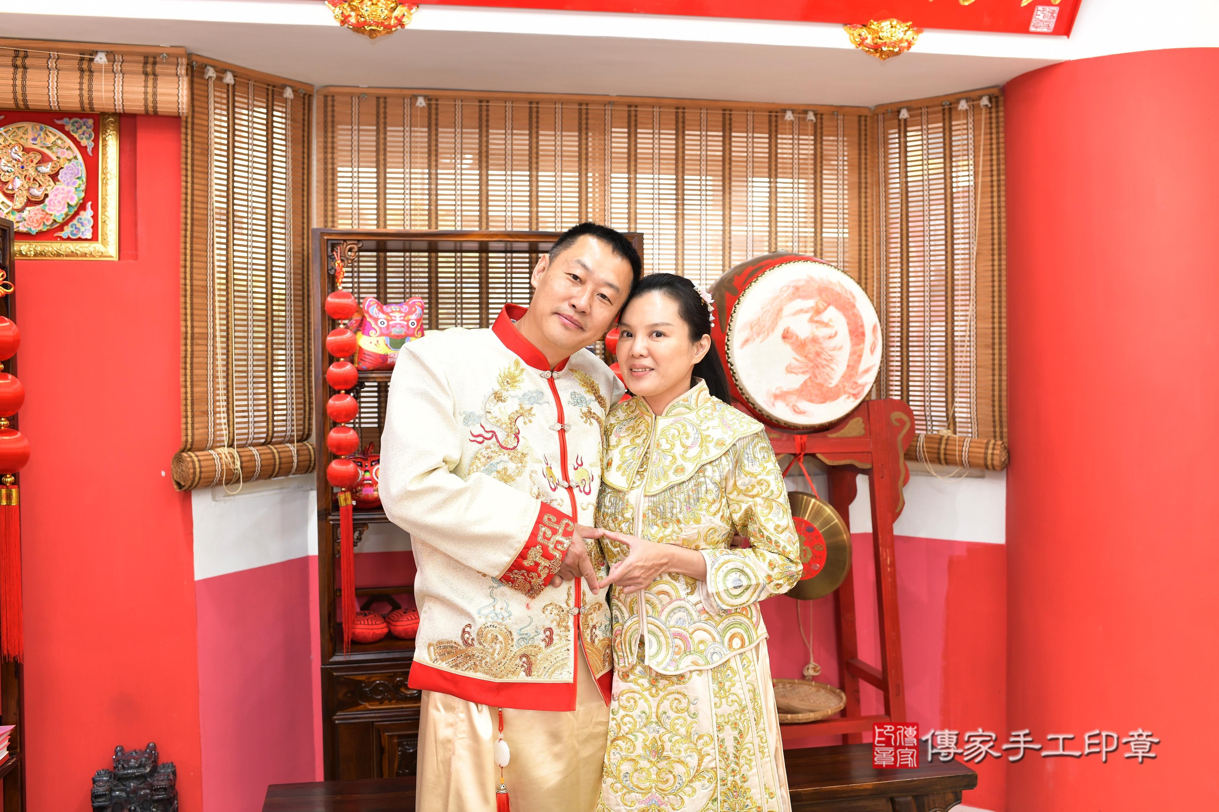 傳家手工印章高雄店、抓周、度脺、美式風會場、傳家嬰兒古禮、吉祥話、抓周道具物品24種、拍照。抓周證書。寶寶抓周、滿周歲、生日快樂、祝福 傳家手工印章高雄店、抓周、度脺、美式風會場、傳家嬰兒古禮、吉祥話、抓周道具物品24種、拍照。抓周證書。寶寶抓周、滿周歲、生日快樂、祝福