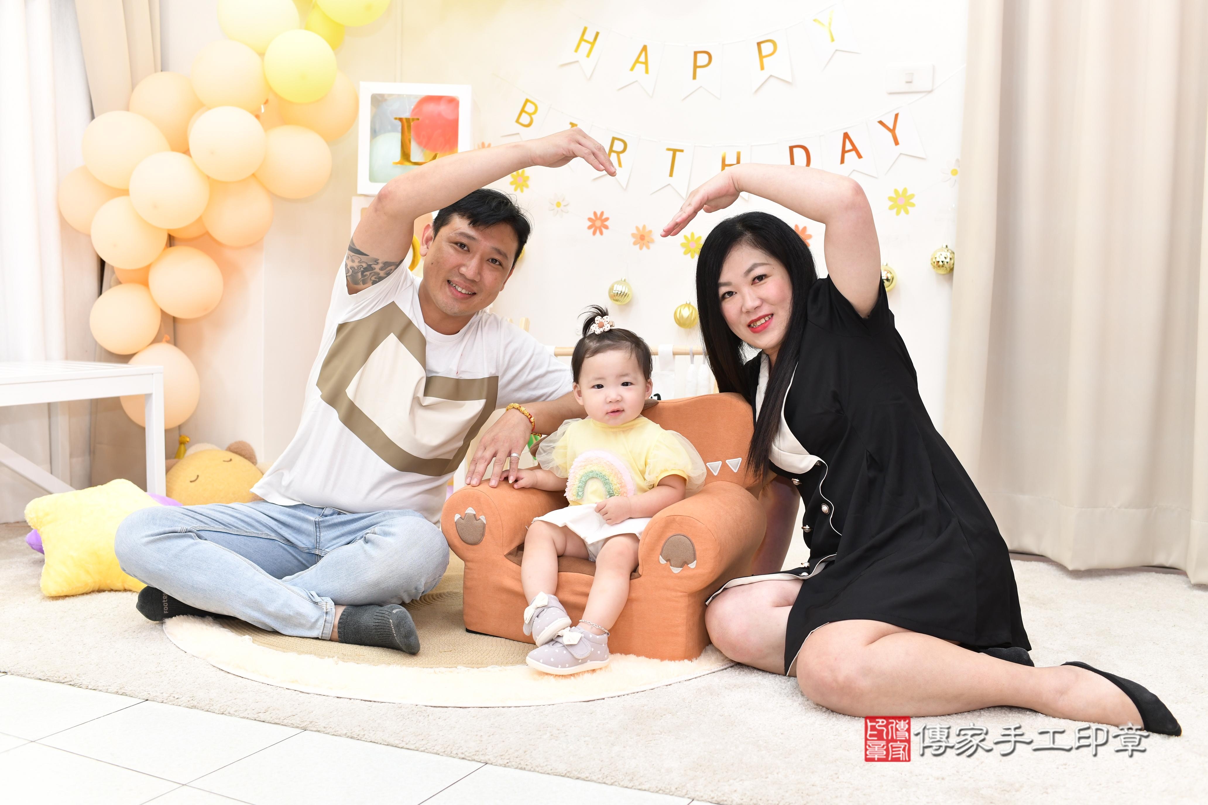 抓週儀式全紀錄：寶寶的未來小預言！高雄市鳳山區暄暄寶貝抓周推 .....，案例照