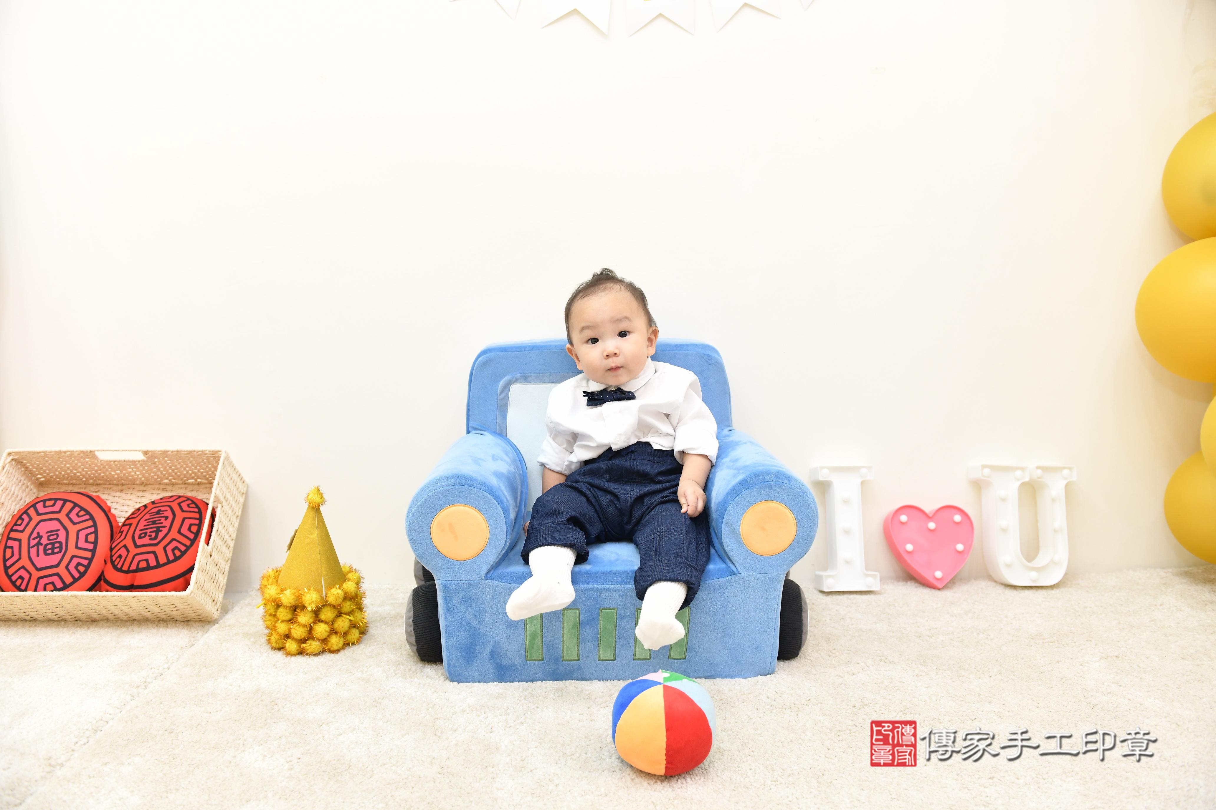 傳家手工印章台南店、抓周、度脺、美式風會場、傳家嬰兒古禮、吉祥話、抓周道具物品24種、拍照。抓周證書。寶寶抓周、滿周歲、生日快樂、祝福 傳家手工印章台南店、抓周、度脺、美式風會場、傳家嬰兒古禮、吉祥話、抓周道具物品24種、拍照。抓周證書。寶寶抓周、滿周歲、生日快樂、祝福