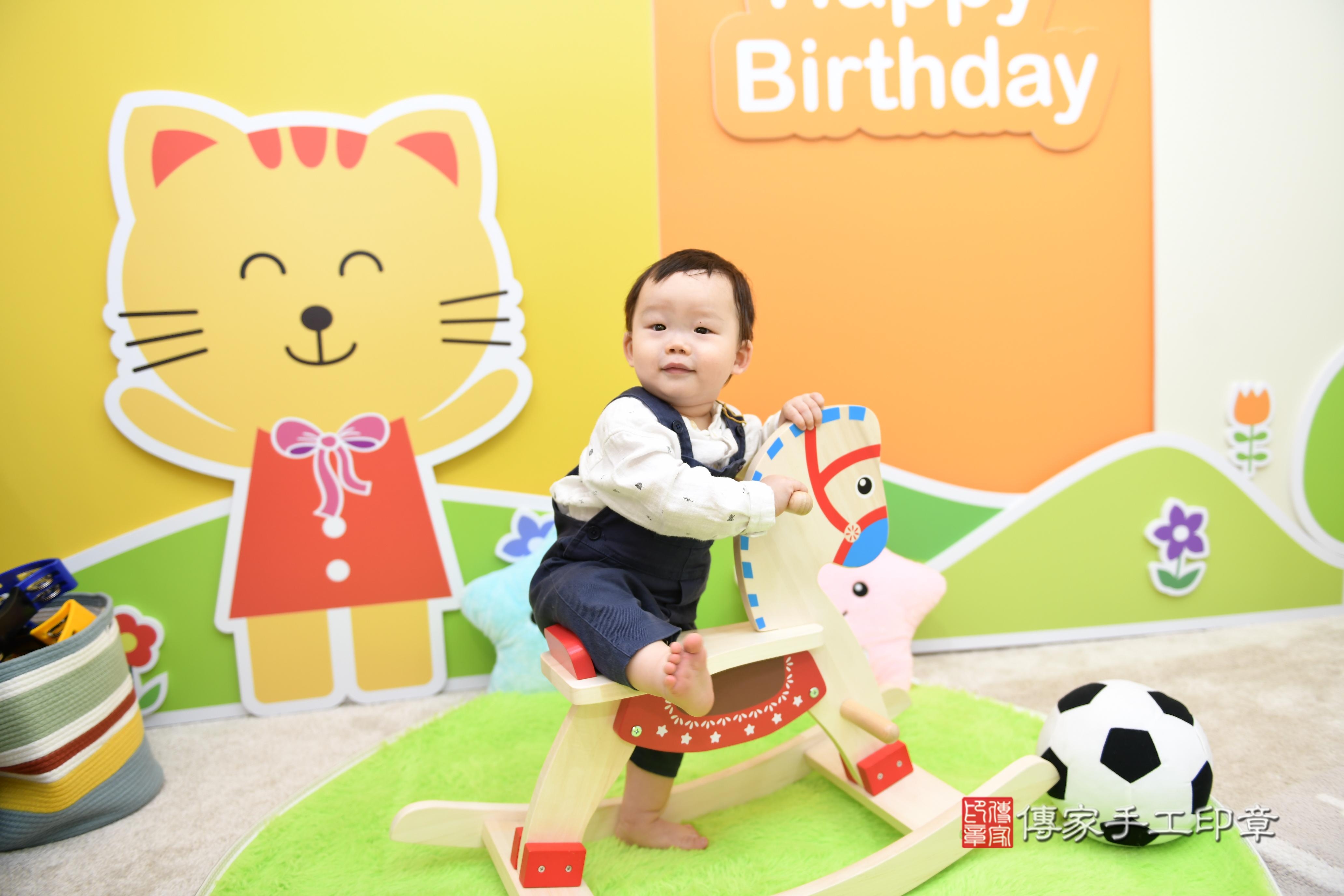 寶寶抓週趣味瞬間：命運道具大揭密！台南市永康區旭旭寶貝抓周推 .....，案例照