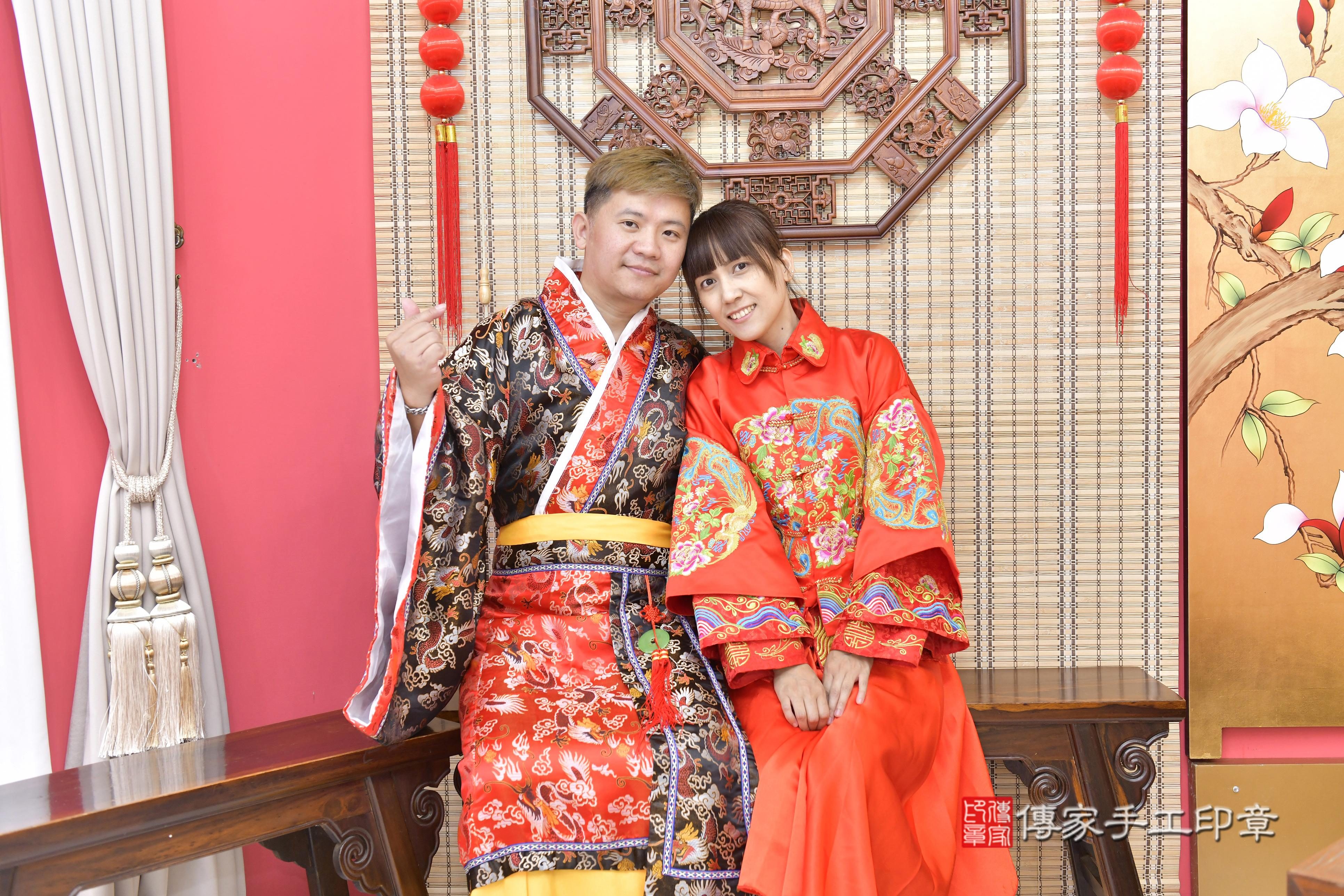 傳家手工印章新竹店、抓周、度脺、中國風會場、傳家嬰兒古禮、吉祥話、抓周道具物品24種、拍照。抓周證書。寶寶抓周、滿周歲、生日快樂、祝福