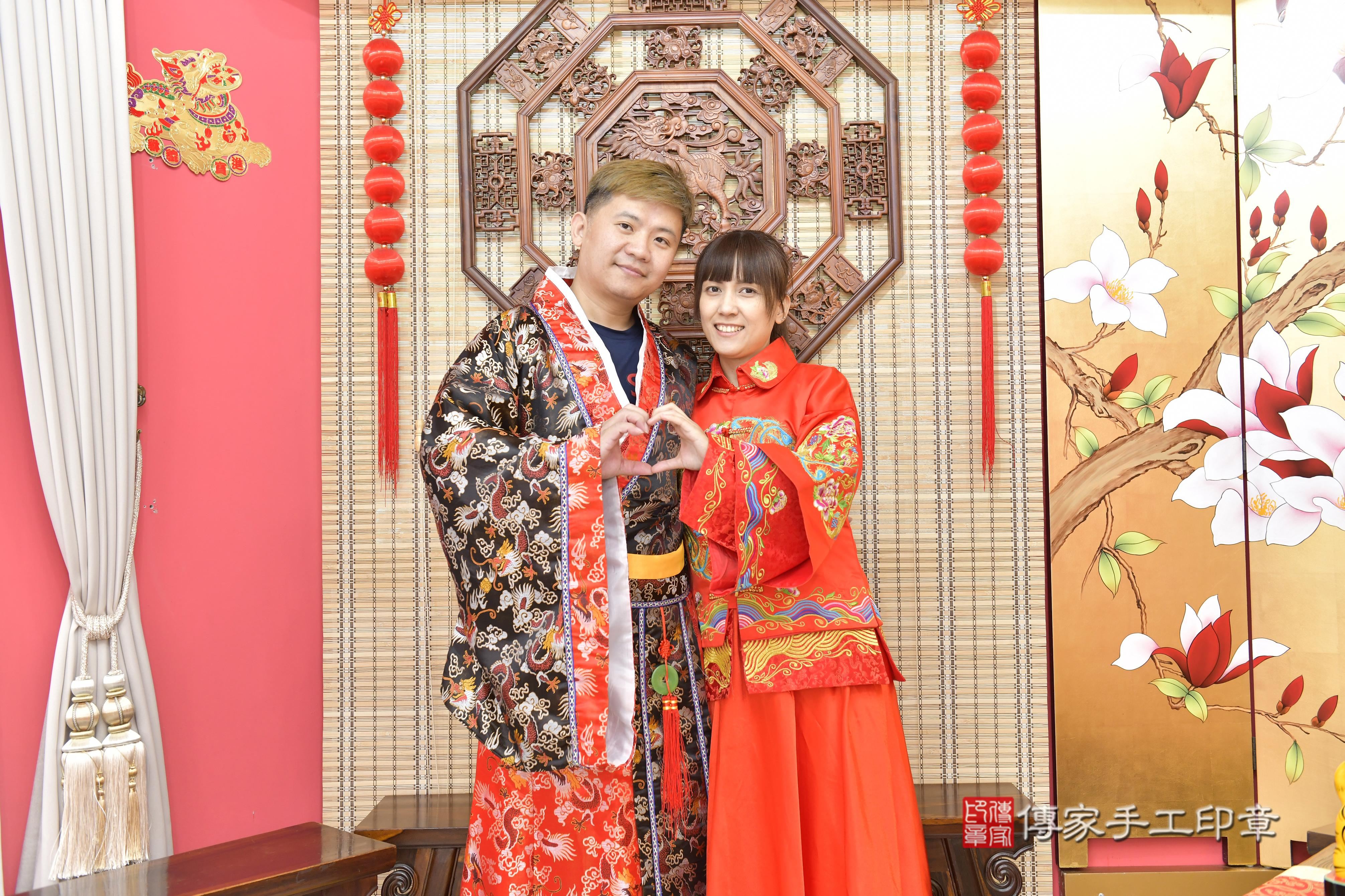 傳家手工印章新竹店、抓周、度脺、中國風會場、傳家嬰兒古禮、吉祥話、抓周道具物品24種、拍照。抓周證書。寶寶抓周、滿周歲、生日快樂、祝福