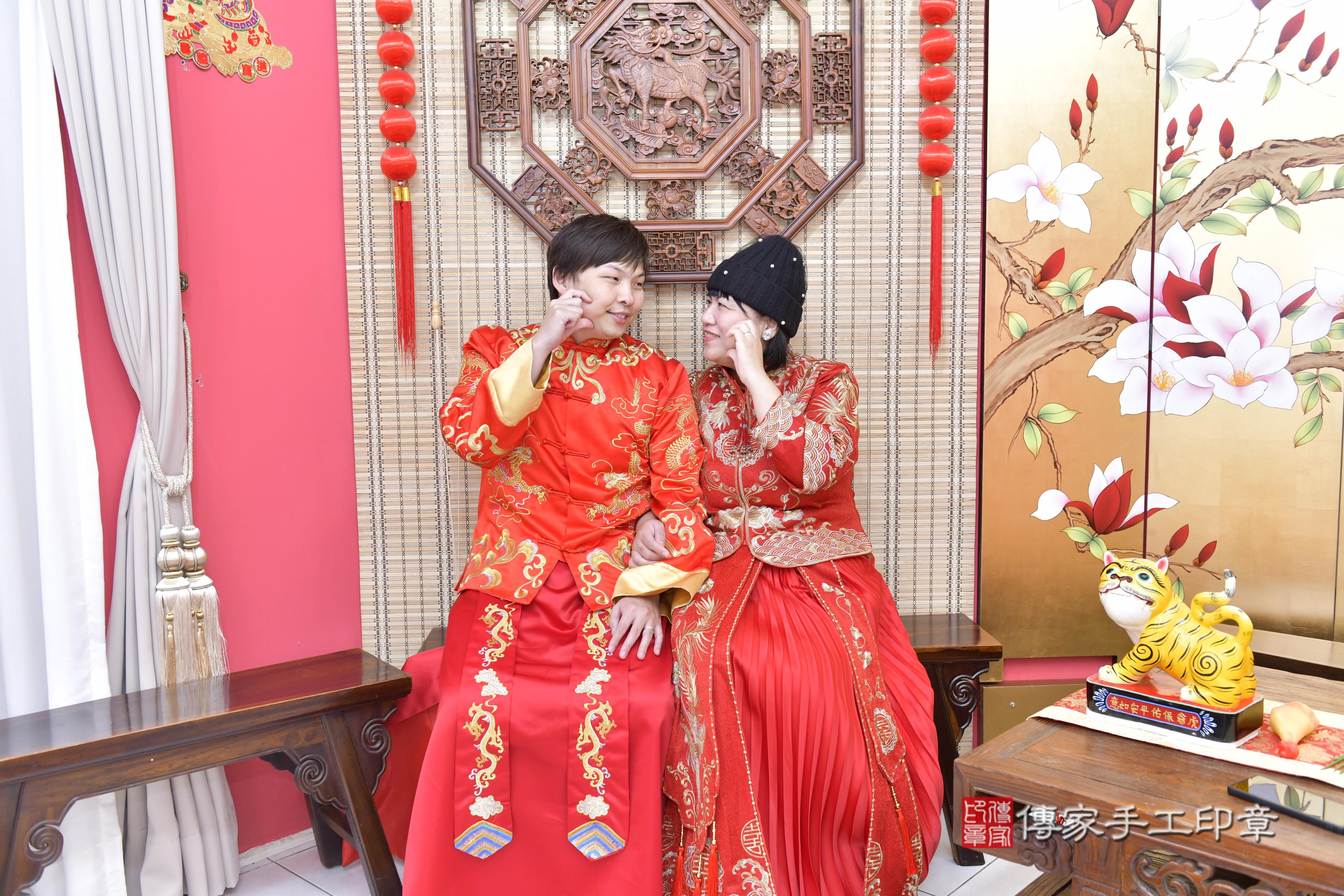 傳家手工印章新竹店、抓周、度脺、中國風會場、傳家嬰兒古禮、吉祥話、抓周道具物品24種、拍照。抓周證書。寶寶抓周、滿周歲、生日快樂、祝福