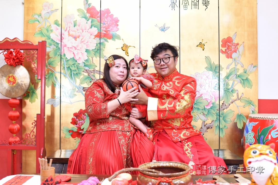 傳家手工印章台北店、抓周