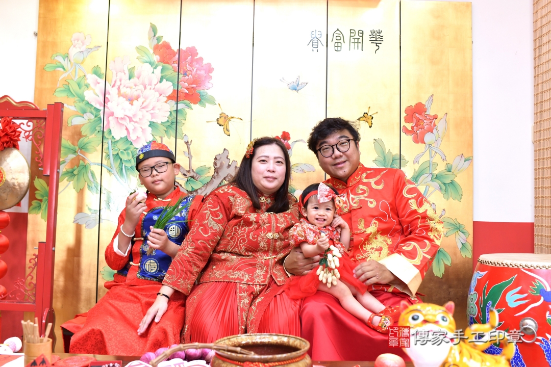 傳家手工印章台北店、抓周