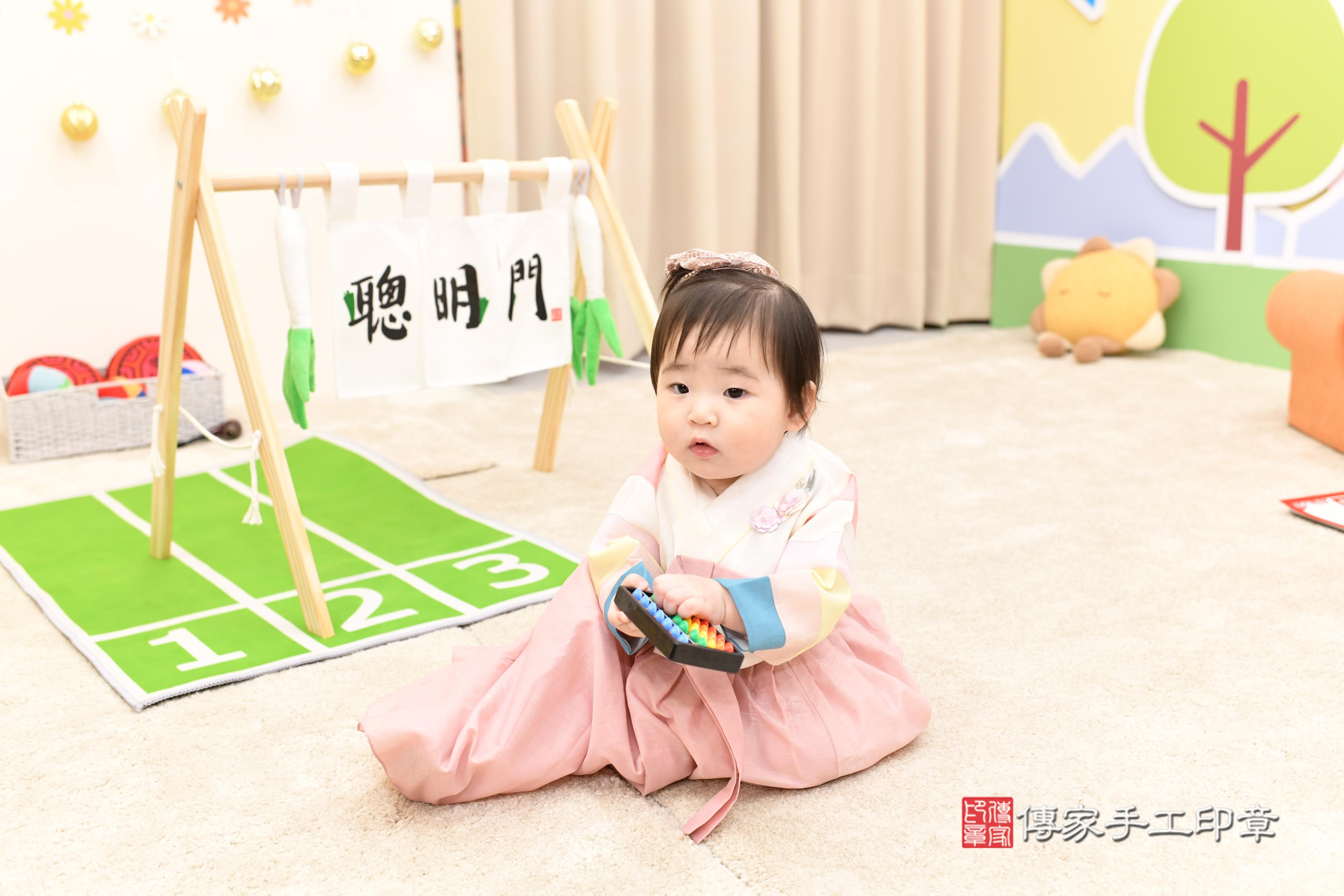 一歲抓週，百般祝福圍繞！高雄市鳳山區昀昀寶貝抓周推薦：傳家高 .....，案例照