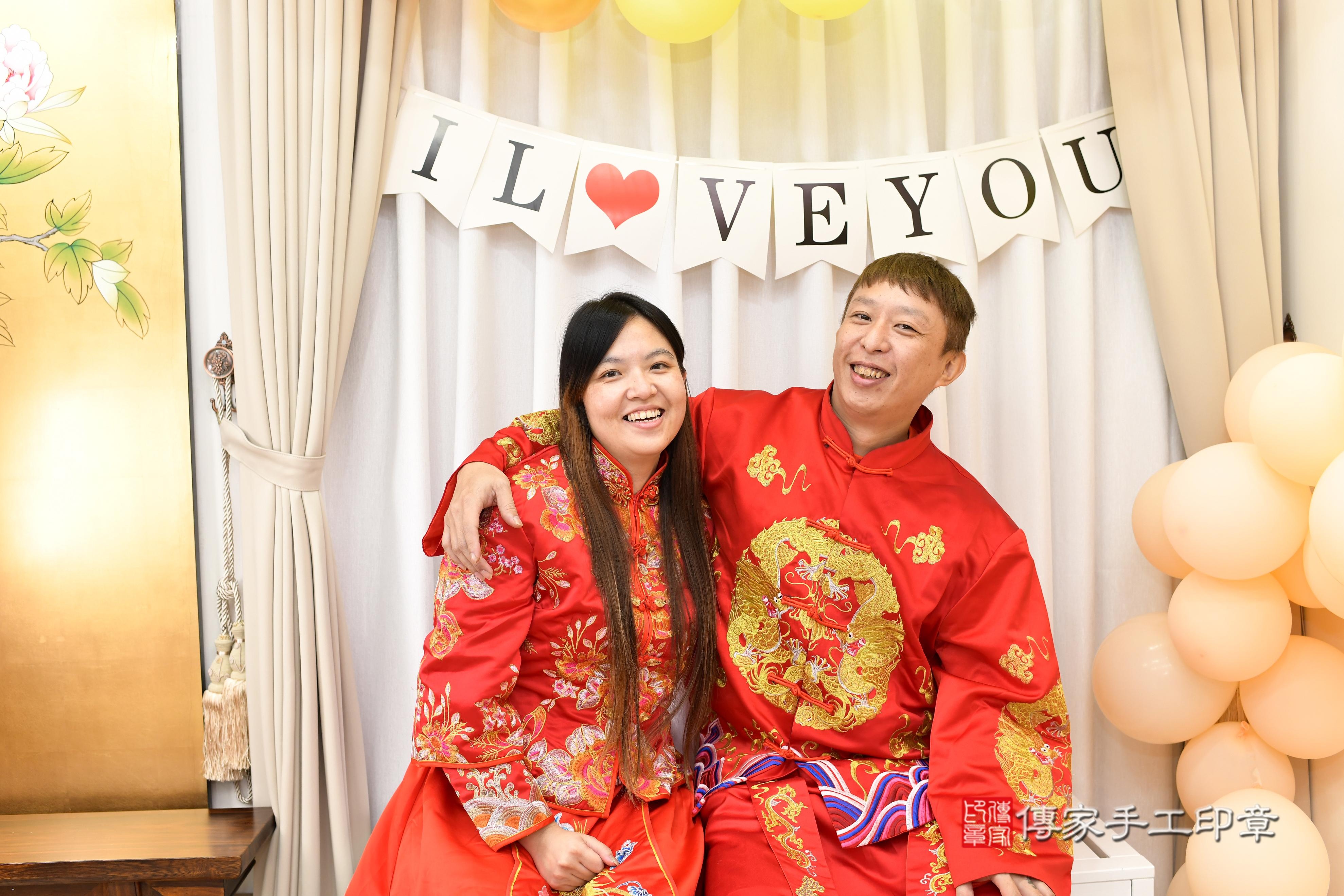 傳家手工印章高雄店、抓周、度脺、美式風會場、傳家嬰兒古禮、吉祥話、抓周道具物品24種、拍照。抓周證書。寶寶抓周、滿周歲、生日快樂、祝福