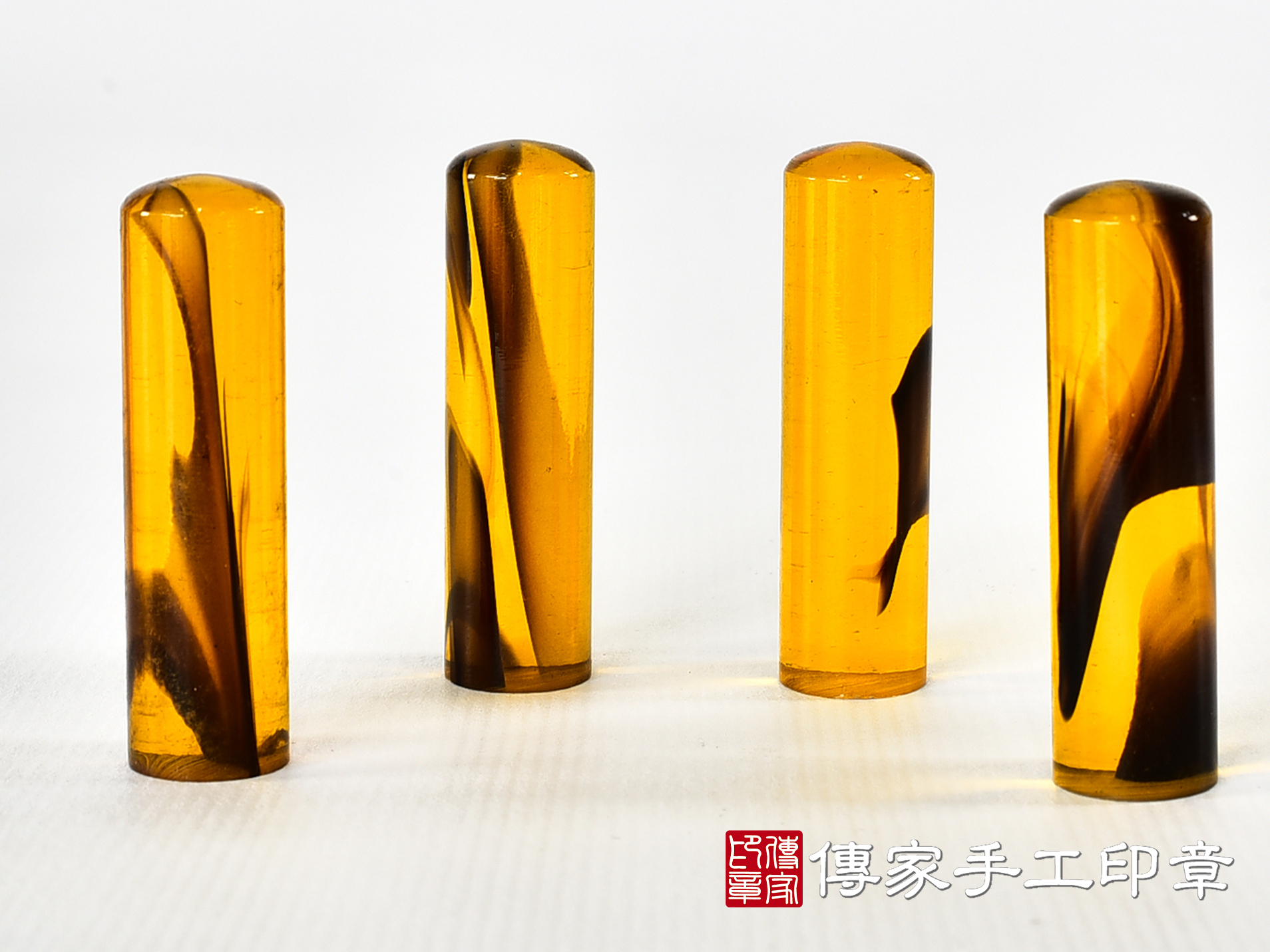 透明壓克力印章-仿琥珀系列 (4分圓章-直徑1.2公分,高度4.5公分) 2.jpg