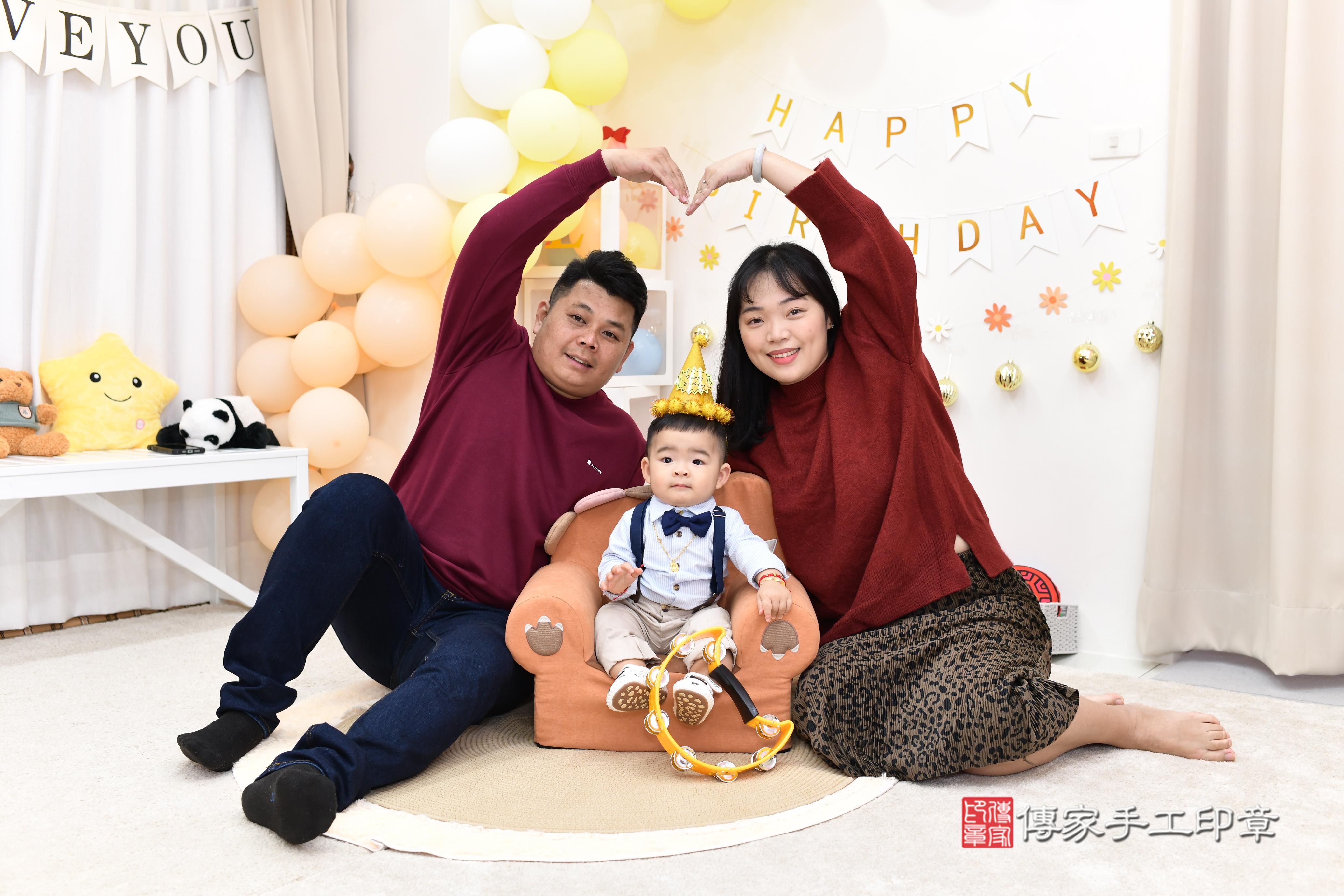 抓週儀式全紀錄：寶寶的未來小預言！高雄市鳳山區鈞鈞寶貝抓周推 .....，案例照