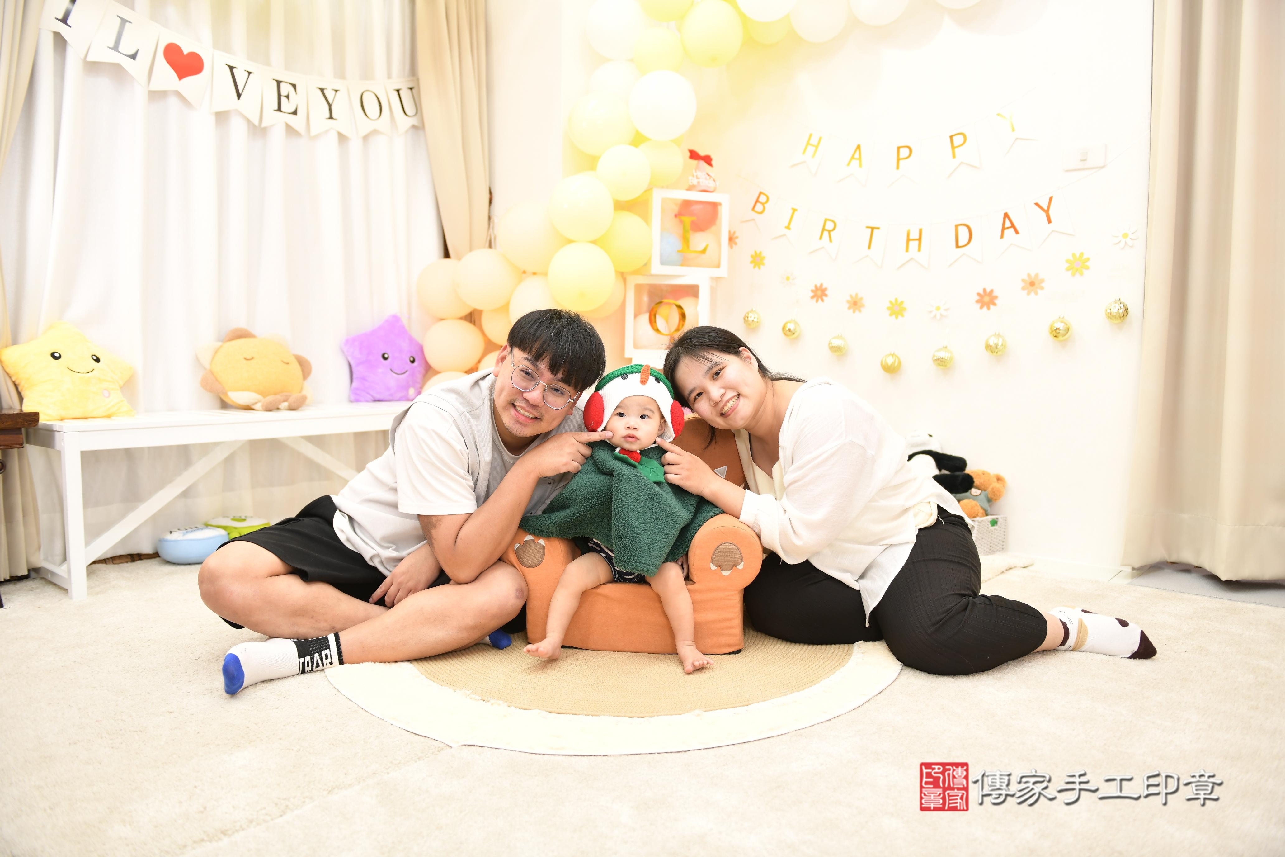 笑聲與祝福交織：抓週儀式的美好記憶！高雄市鳳山區妍妍寶貝抓周 .....，案例照