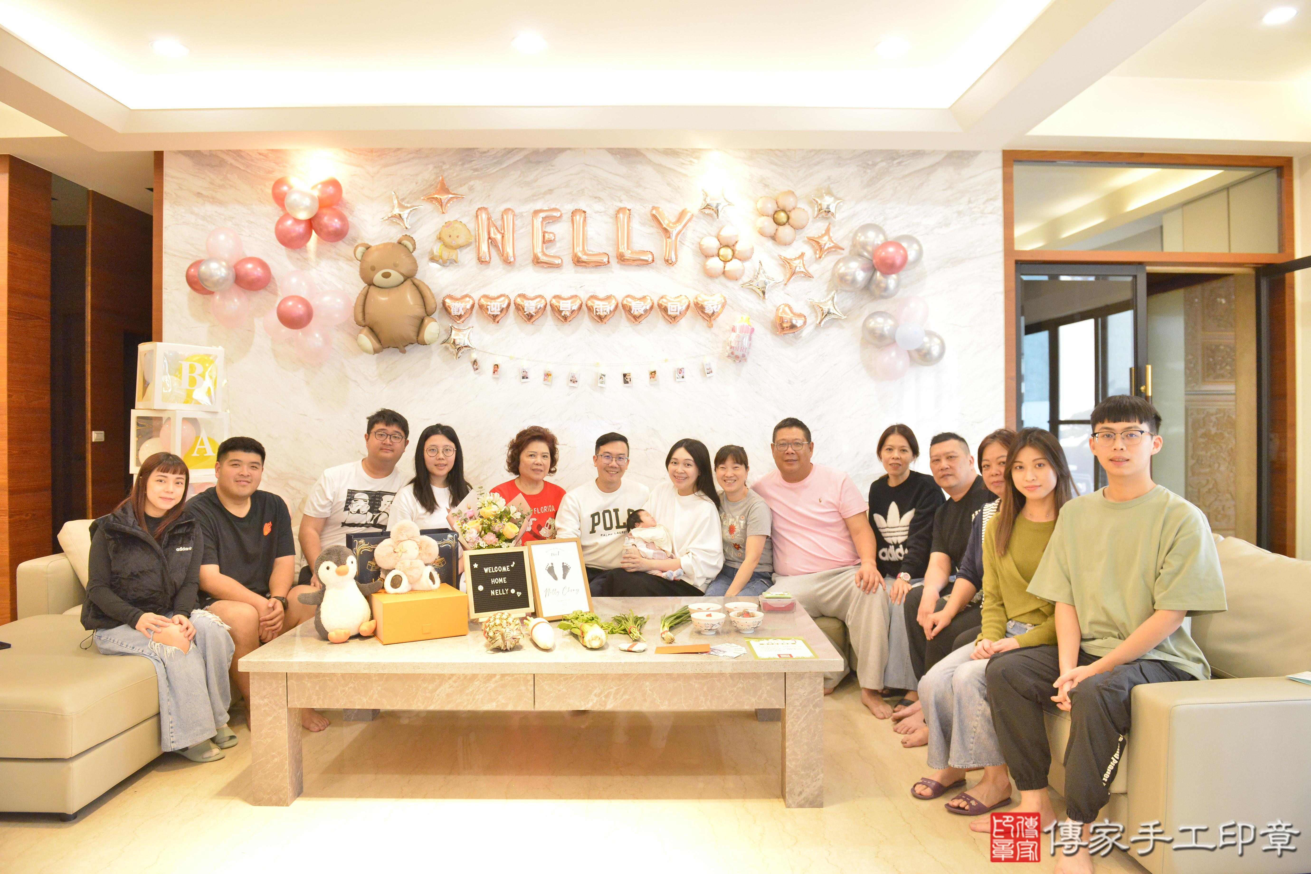 傳家手工印章高雄店、抓周、度脺、中國風會場、傳家嬰兒古禮、吉祥話、抓周道具物品24種、拍照。抓周證書。寶寶抓周、滿周歲、生日快樂、祝福