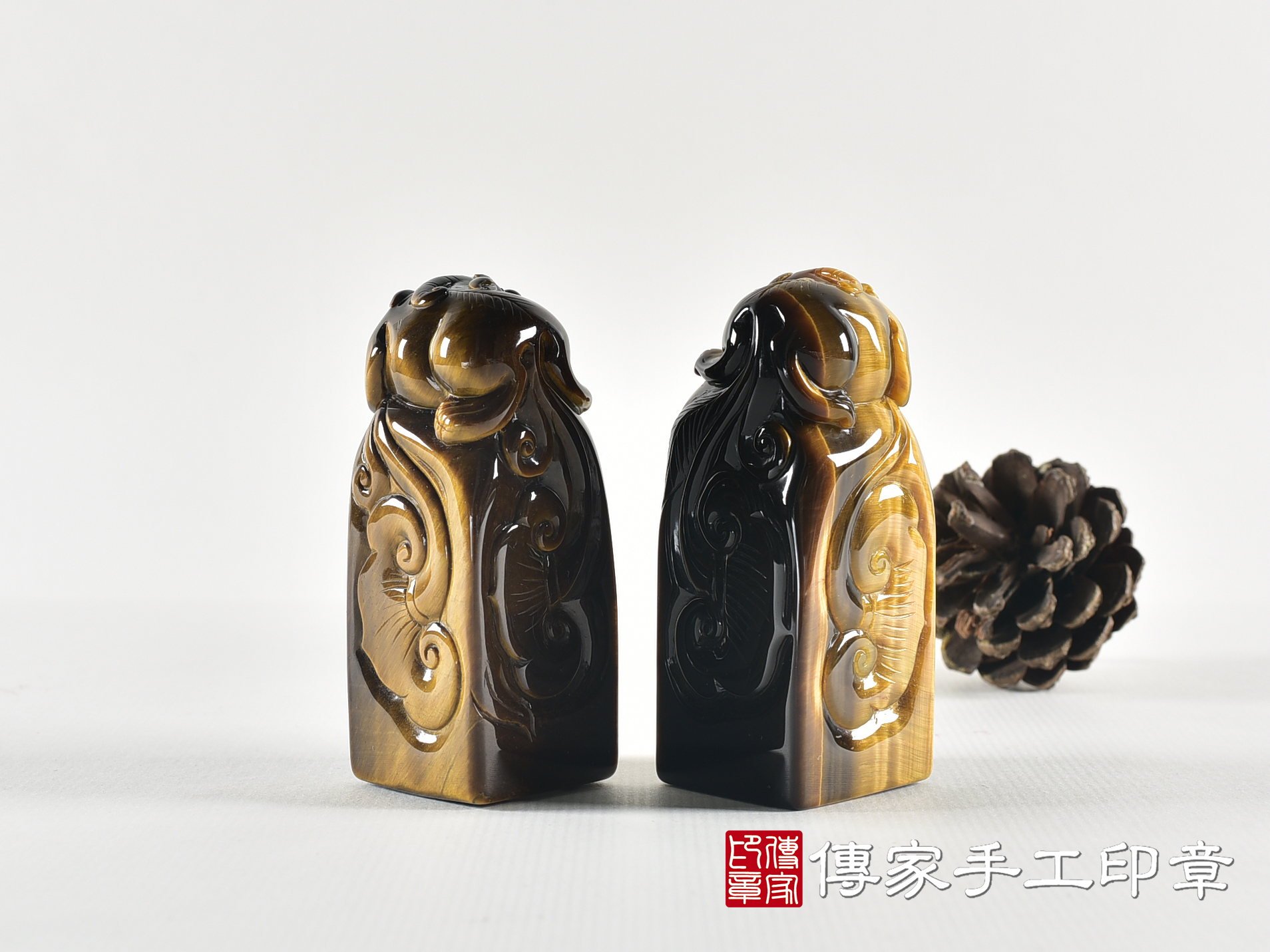 頂級虎眼石精雕貔貅廟章:廟章、神明印章(3X3X高7.5公分) 9.jpg