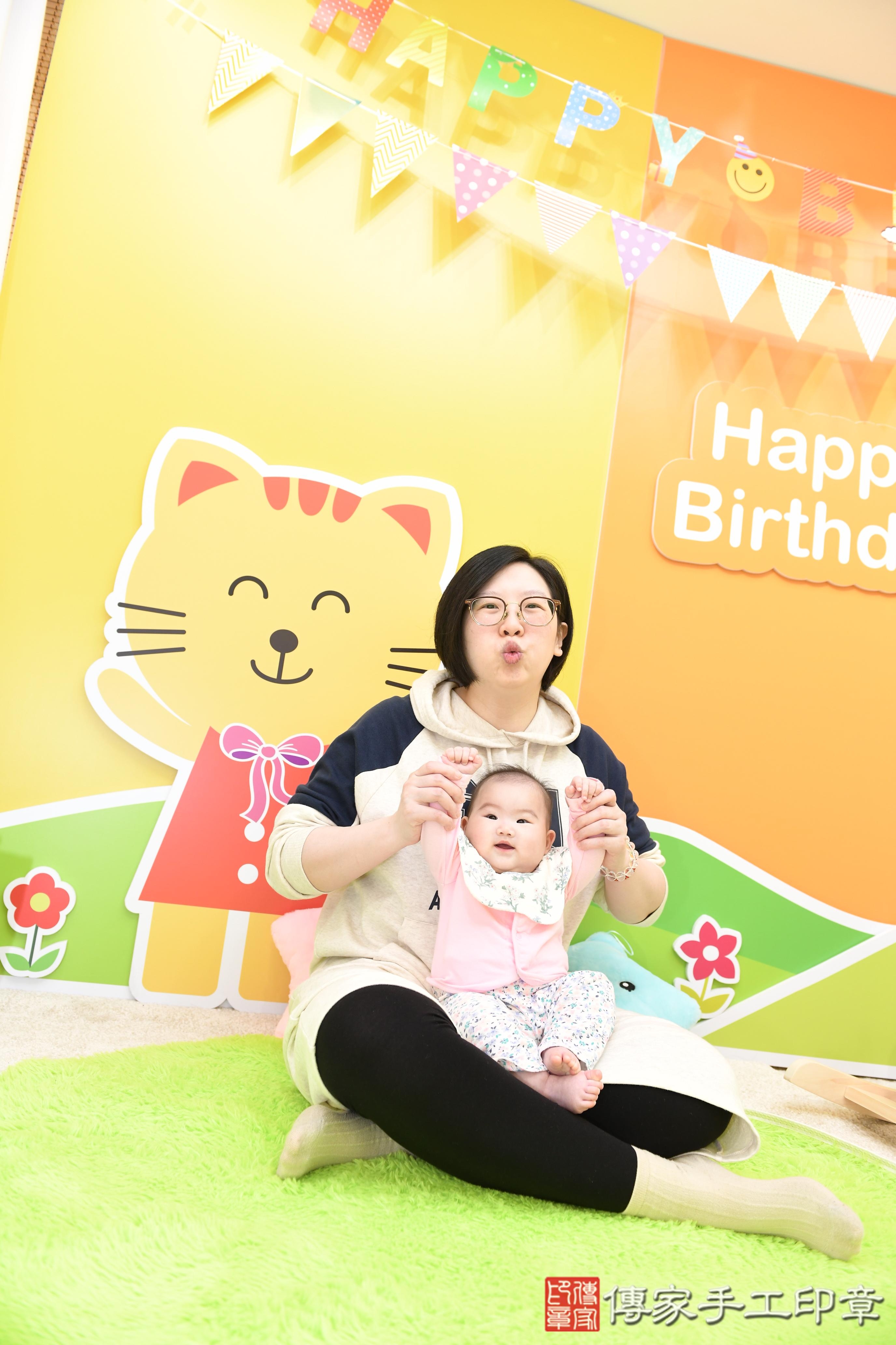 傳家手工印章台南店、抓周、度脺、美式風會場、傳家嬰兒古禮、吉祥話、抓周道具物品24種、拍照。抓周證書。寶寶抓周、滿周歲、生日快樂、祝福 傳家手工印章台南店、抓周、度脺、美式風會場、傳家嬰兒古禮、吉祥話、抓周道具物品24種、拍照。抓周證書。寶寶抓周、滿周歲、生日快樂、祝福