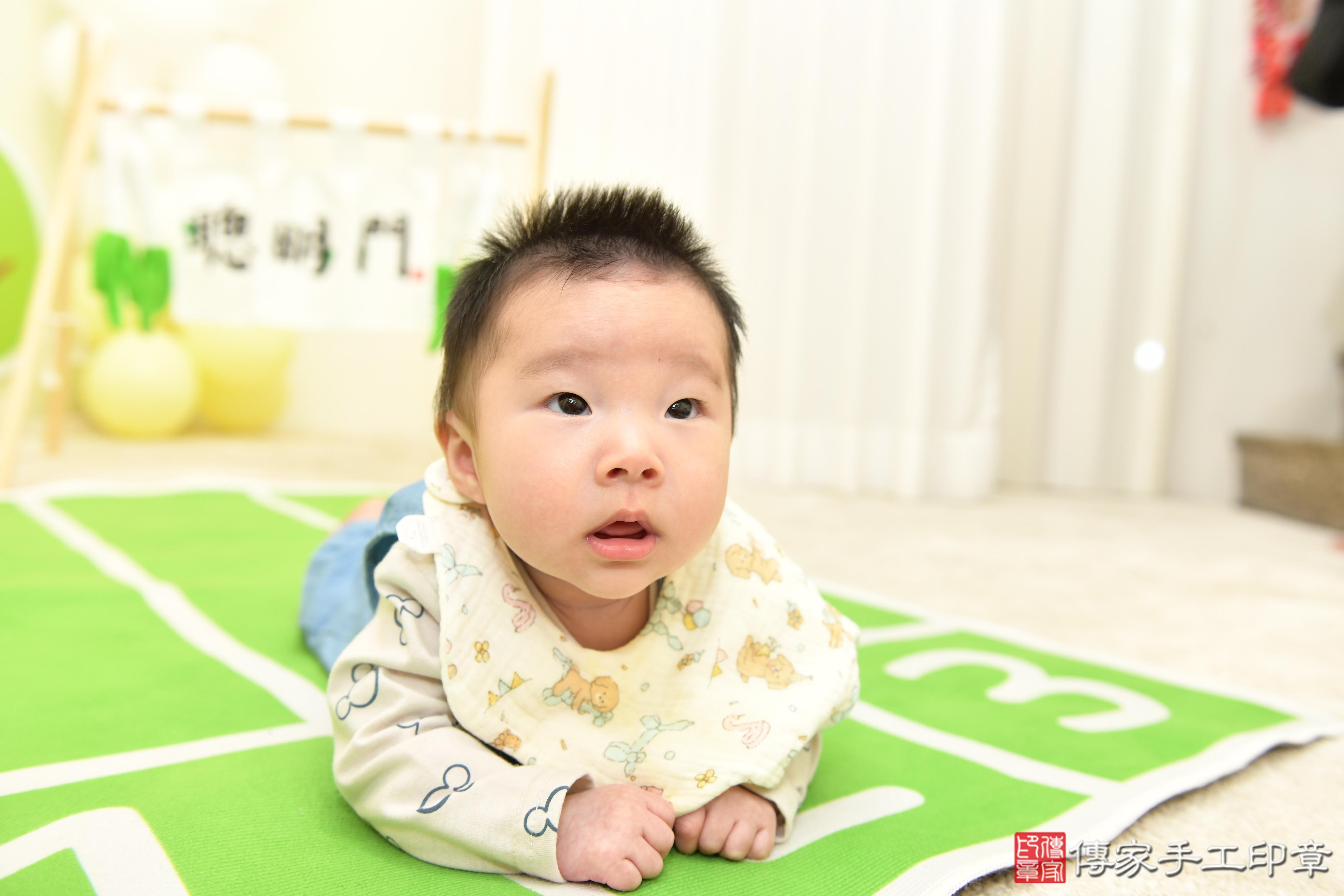 傳家手工印章台南店、抓周、度脺、美式風會場、傳家嬰兒古禮、吉祥話、抓周道具物品24種、拍照。抓周證書。寶寶抓周、滿周歲、生日快樂、祝福 傳家手工印章台南店、抓周、度脺、美式風會場、傳家嬰兒古禮、吉祥話、抓周道具物品24種、拍照。抓周證書。寶寶抓周、滿周歲、生日快樂、祝福