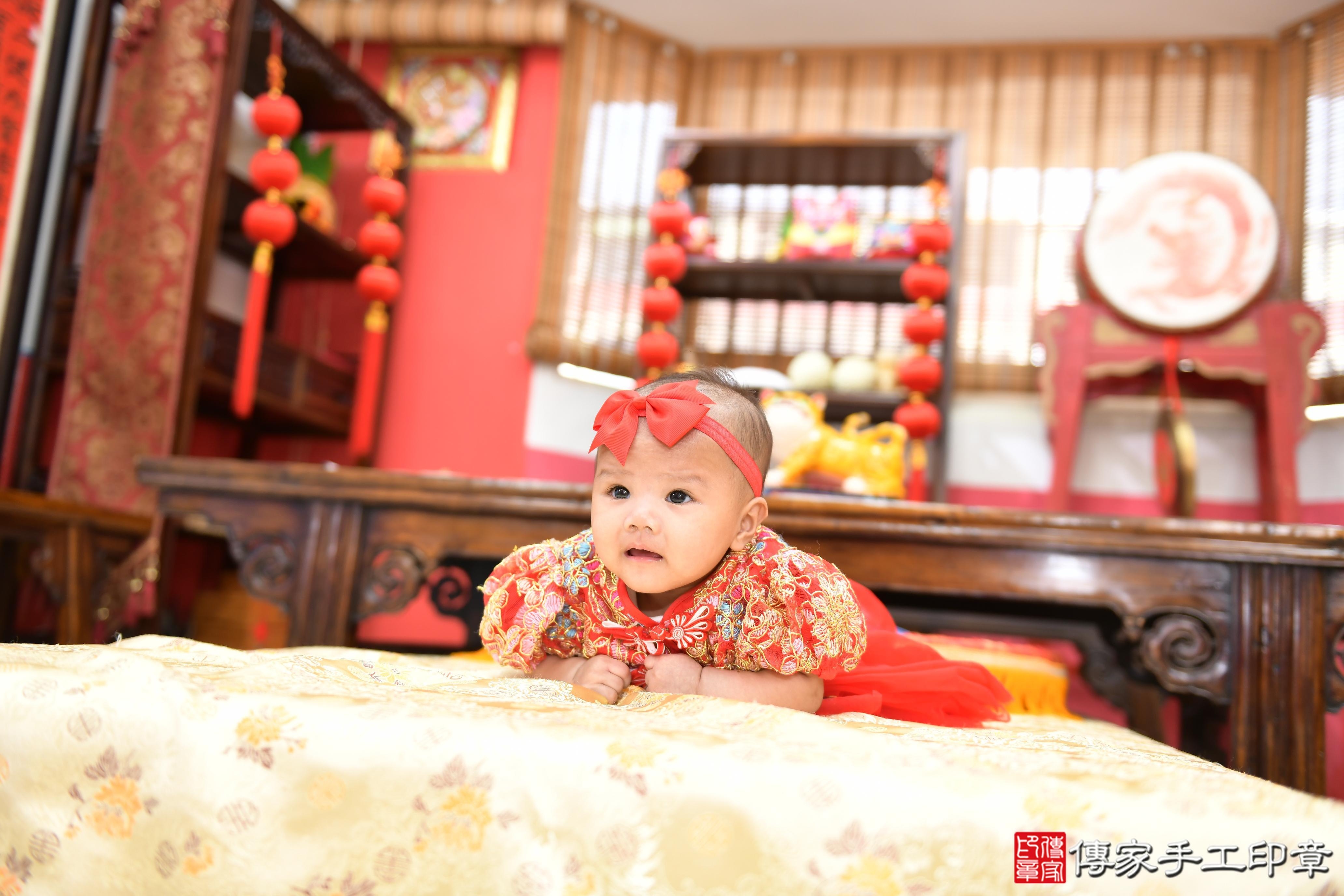 傳家手工印章高雄店、抓周、度脺、美式風會場、傳家嬰兒古禮、吉祥話、抓周道具物品24種、拍照。抓周證書。寶寶抓周、滿周歲、生日快樂、祝福