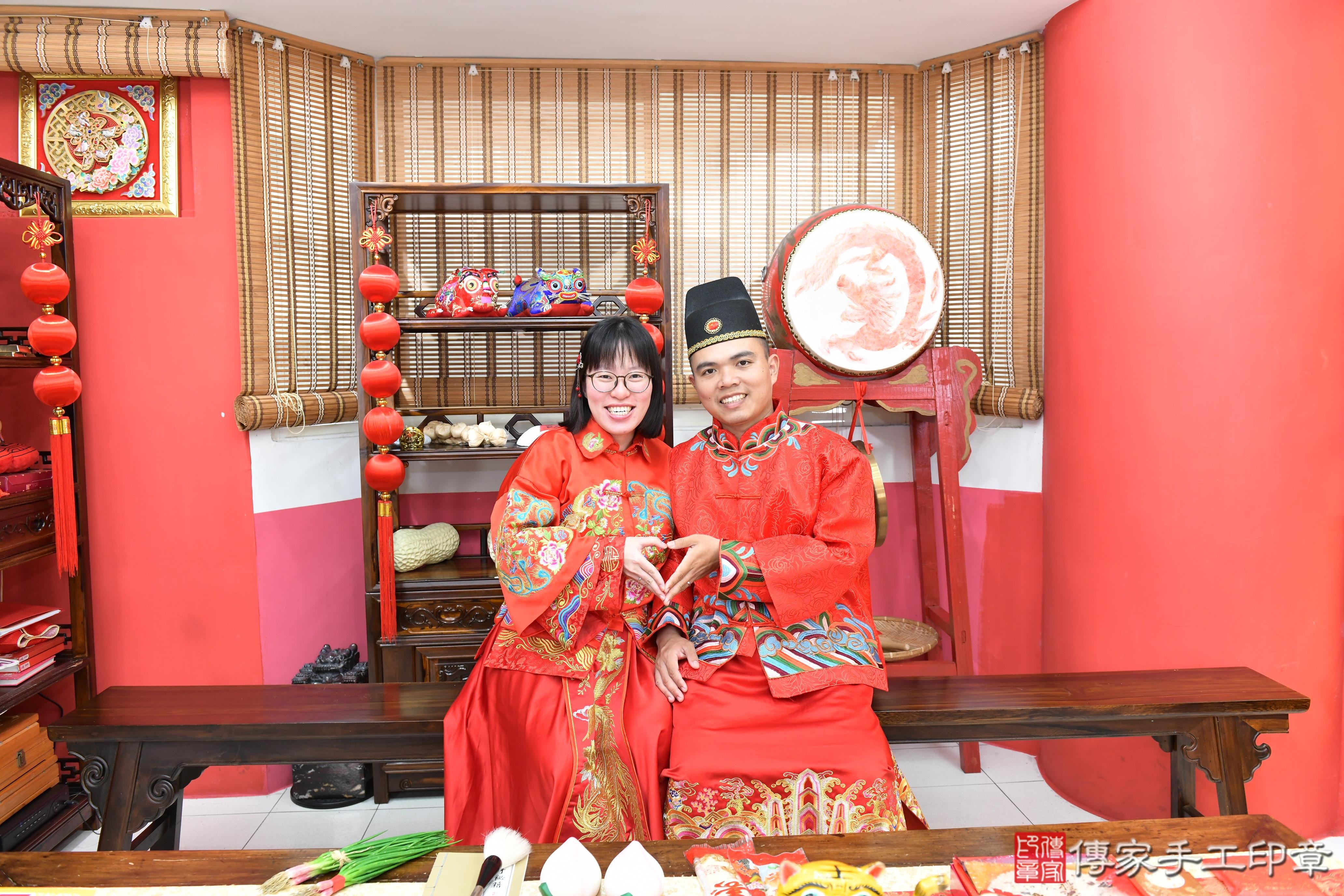 傳家手工印章高雄店、抓周、度脺、美式風會場、傳家嬰兒古禮、吉祥話、抓周道具物品24種、拍照。抓周證書。寶寶抓周、滿周歲、生日快樂、祝福