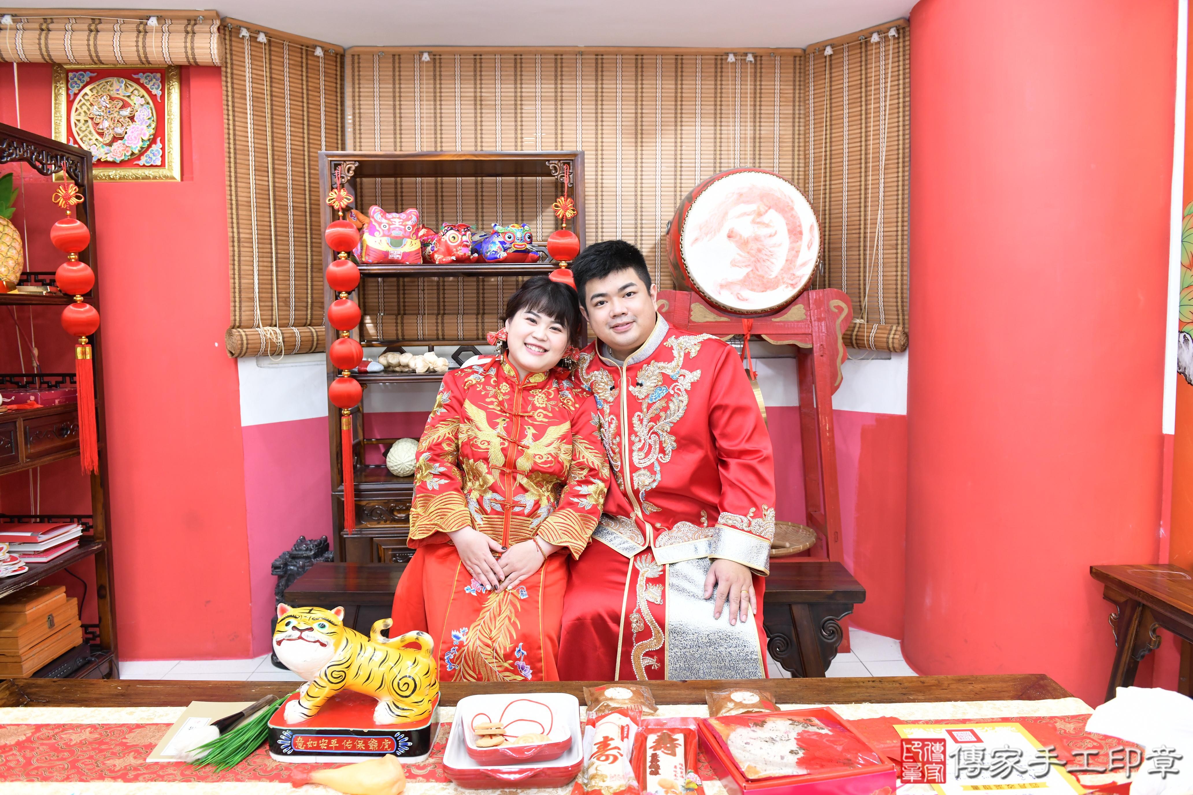 傳家手工印章高雄店、抓周、度脺、美式風會場、傳家嬰兒古禮、吉祥話、抓周道具物品24種、拍照。抓周證書。寶寶抓周、滿周歲、生日快樂、祝福