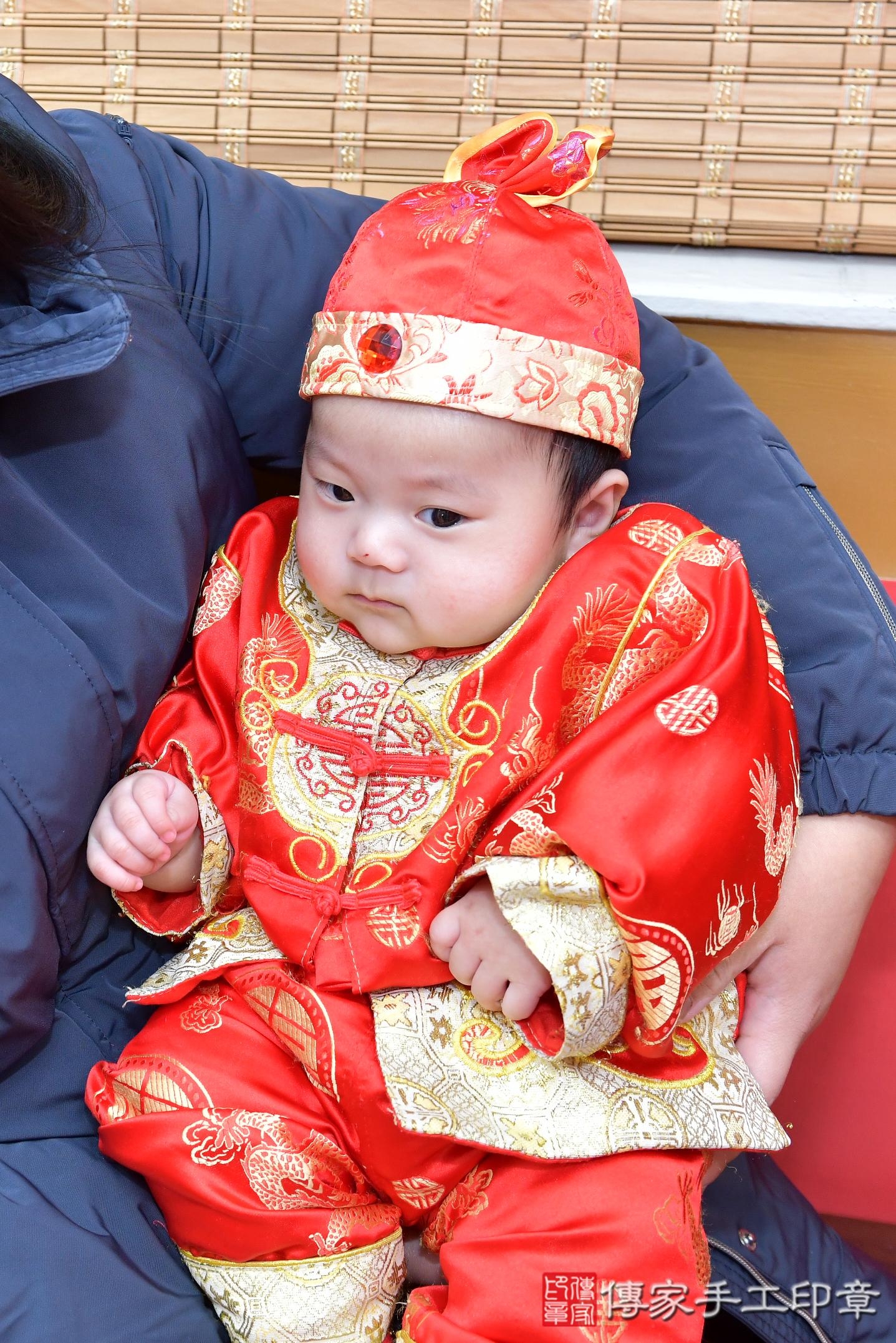 傳家手工印章桃園店、抓周、度脺、美式風會場、傳家嬰兒古禮、吉祥話、抓周道具物品24種、拍照。抓周證書。寶寶抓周、滿周歲、生日快樂、祝福 傳家手工印章桃園店、抓周、度脺、美式風會場、傳家嬰兒古禮、吉祥話、抓周道具物品24種、拍照。抓周證書。寶寶抓周、滿周歲、生日快樂、祝福