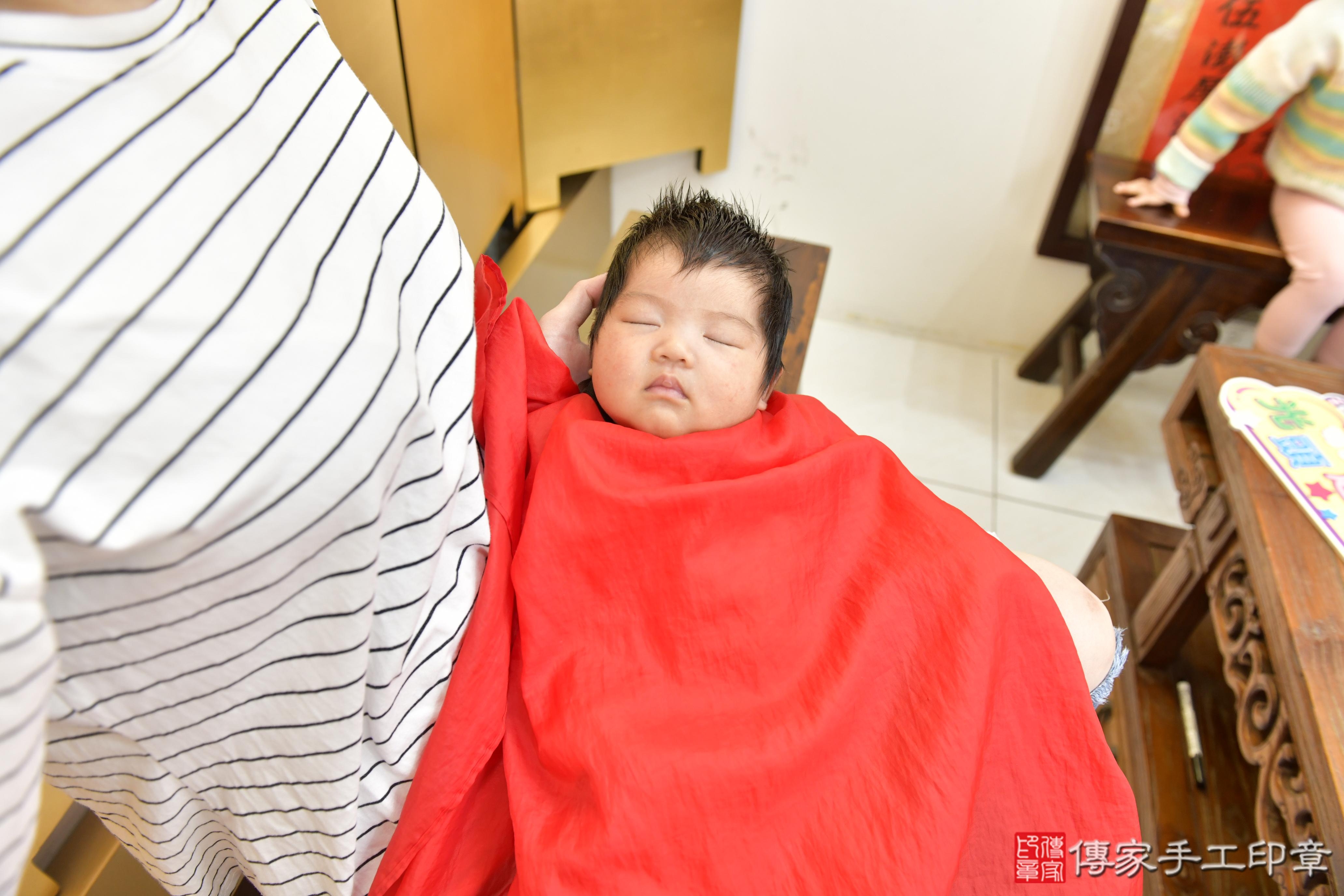 傳家手工印章新竹店、抓周、度脺、美式風會場、傳家嬰兒古禮、吉祥話、抓周道具物品24種、拍照。抓周證書。寶寶抓周、滿周歲、生日快樂、祝福 傳家手工印章新竹店、抓周、度脺、美式風會場、傳家嬰兒古禮、吉祥話、抓周道具物品24種、拍照。抓周證書。寶寶抓周、滿周歲、生日快樂、祝福