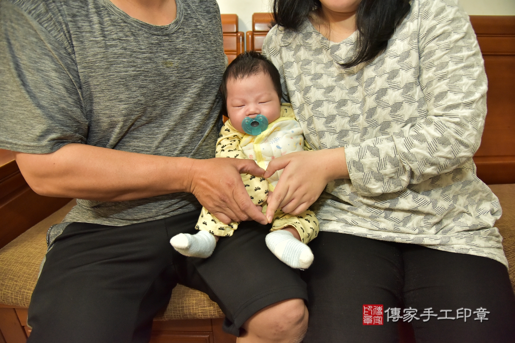 傳家手工印章新北店、抓周、度脺、剃頭、收涎、傳家嬰兒古禮