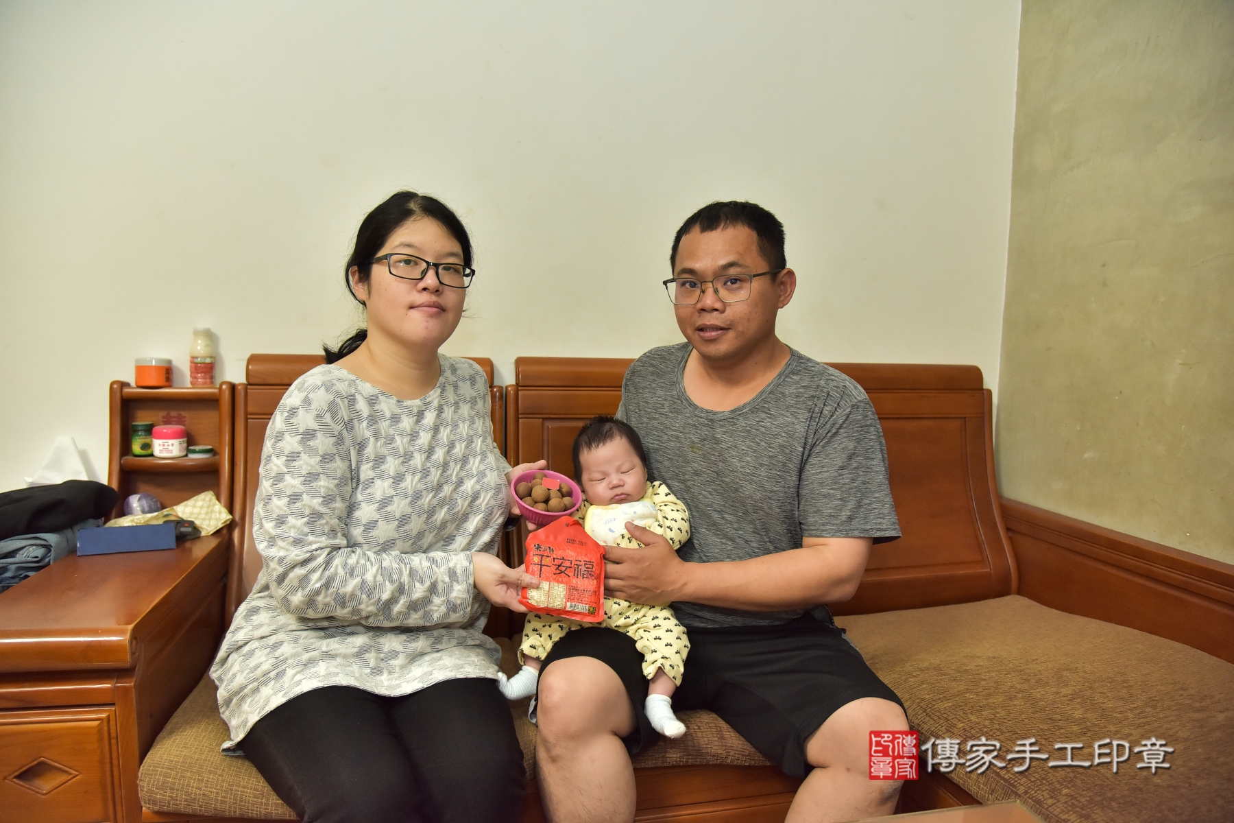 傳家手工印章新北店、抓周、度脺、剃頭、收涎、傳家嬰兒古禮