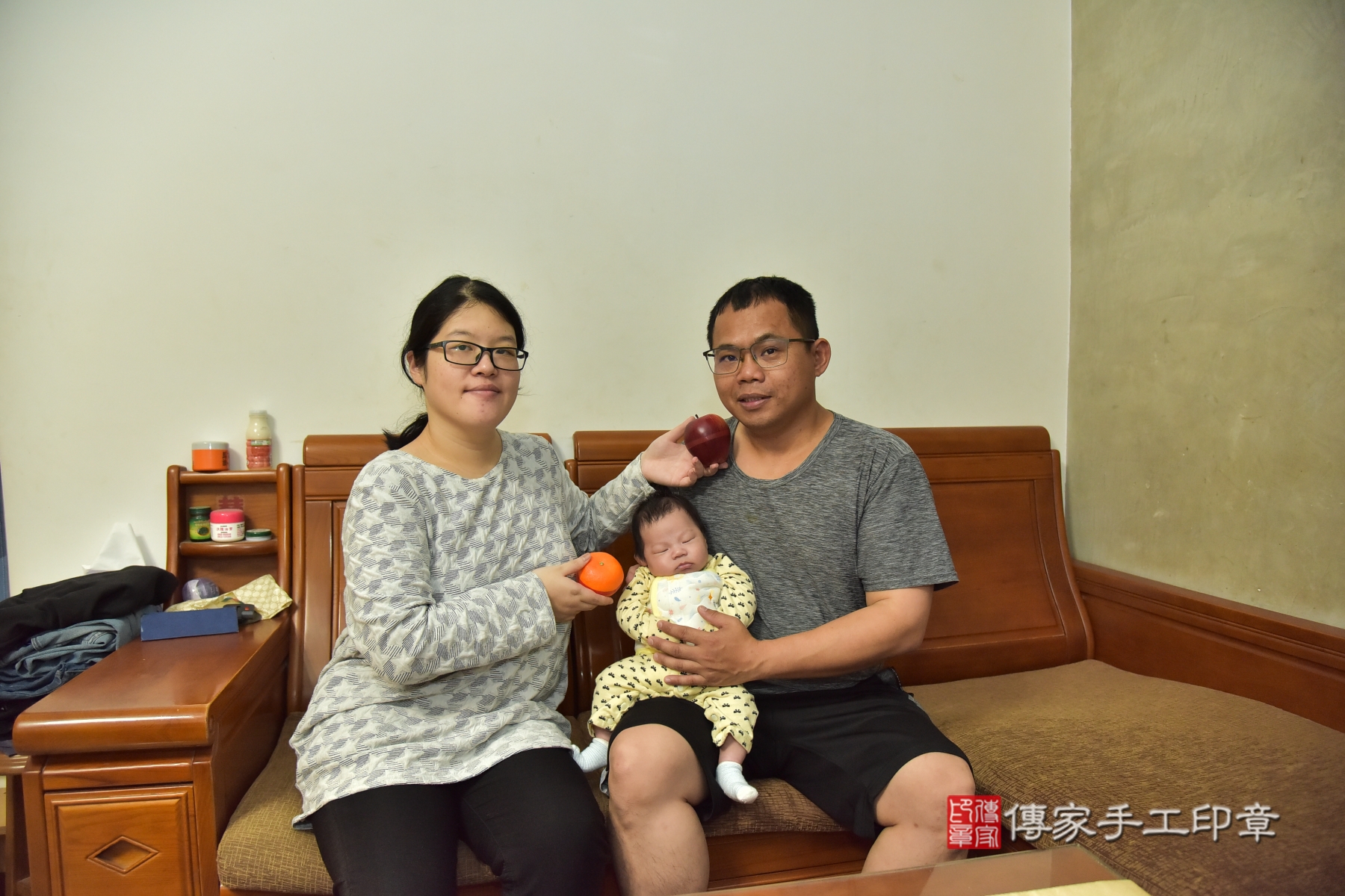 傳家手工印章新北店、抓周、度脺、剃頭、收涎、傳家嬰兒古禮