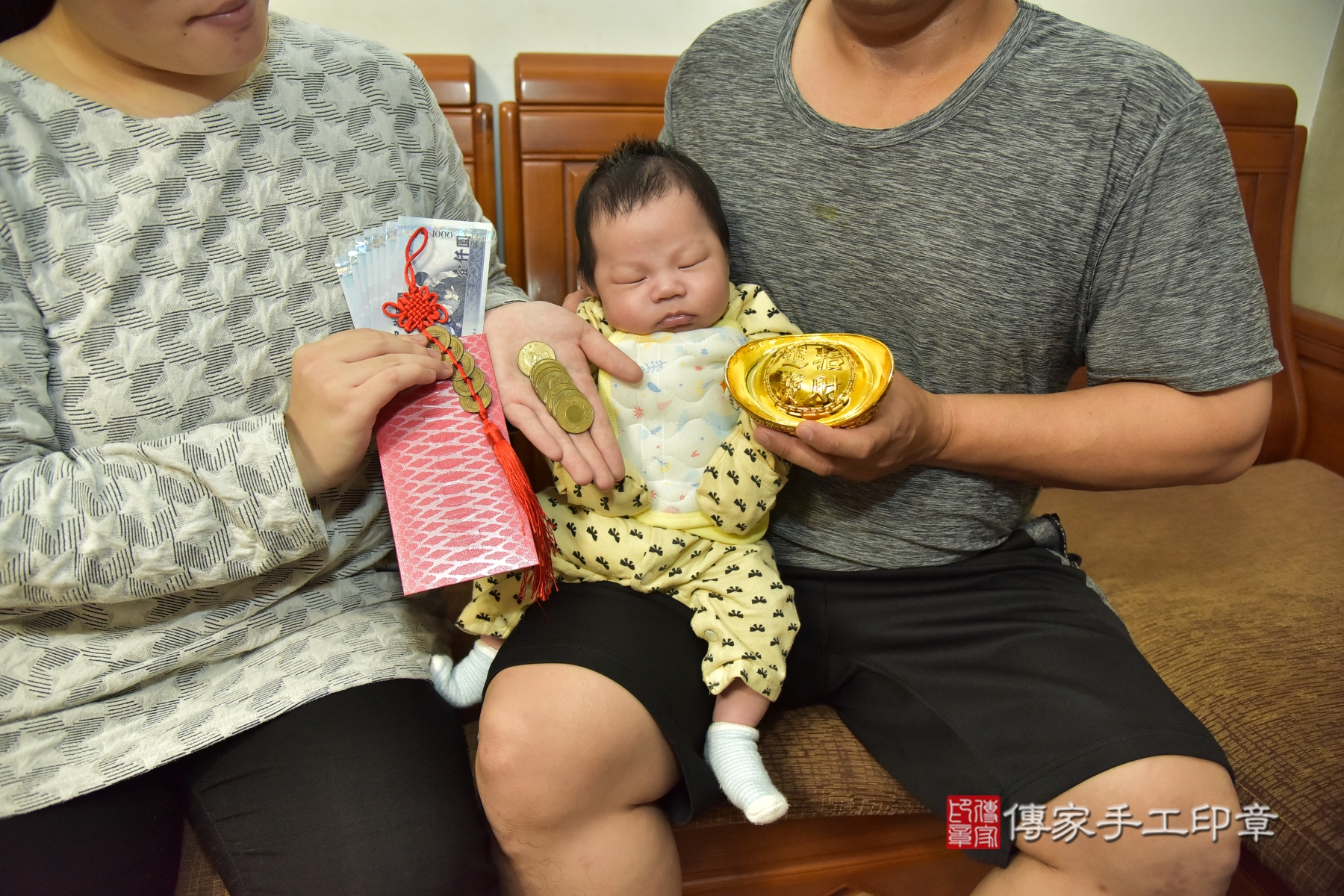 傳家手工印章新北店、抓周、度脺、剃頭、收涎、傳家嬰兒古禮