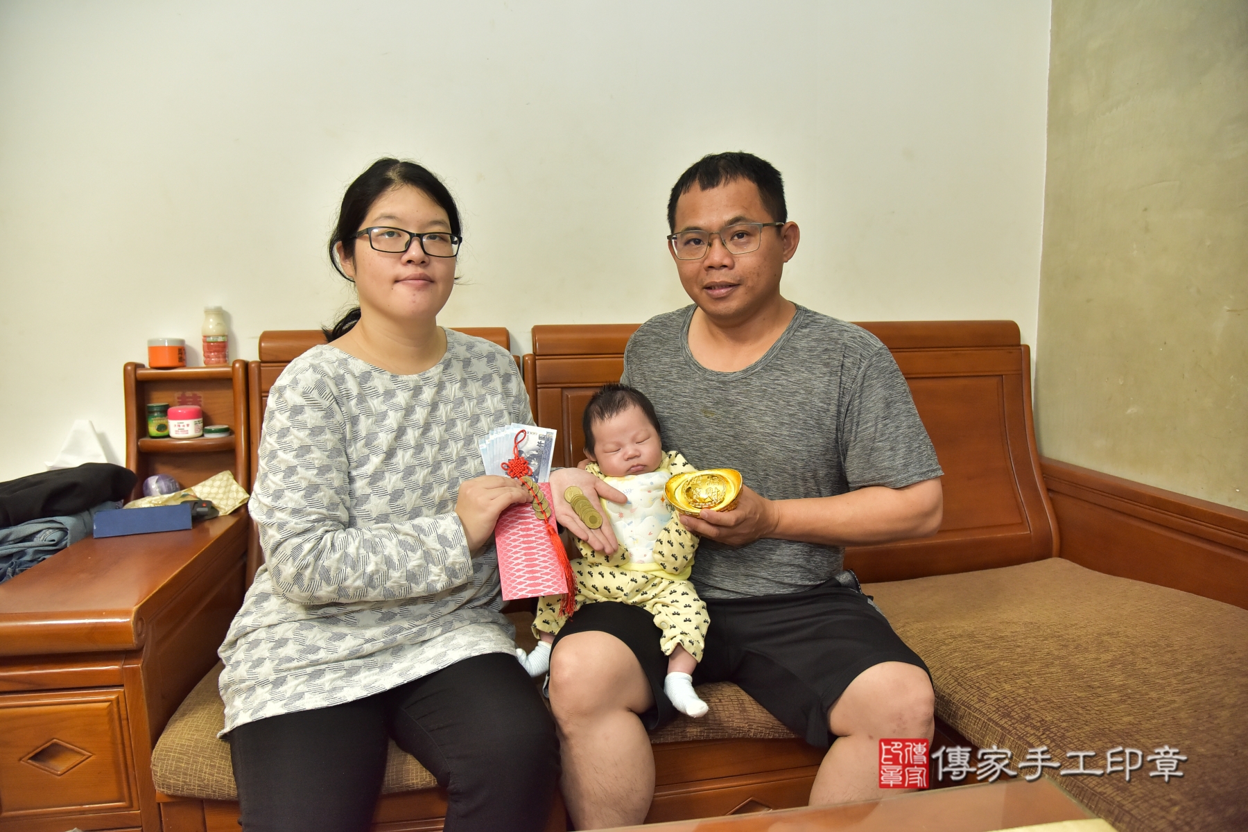 傳家手工印章新北店、抓周、度脺、剃頭、收涎、傳家嬰兒古禮