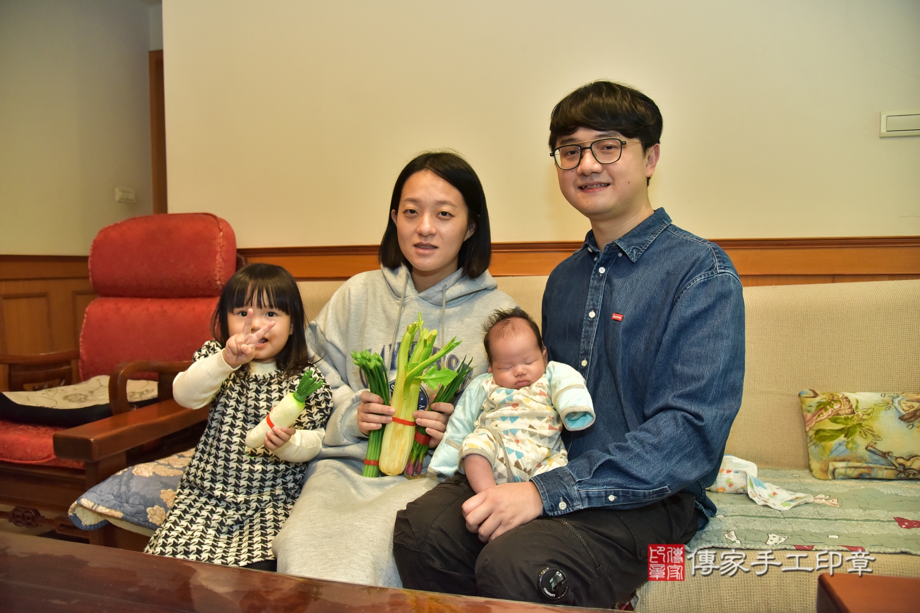 傳家手工印章新北店、抓周、度脺、剃頭、收涎、傳家嬰兒古禮