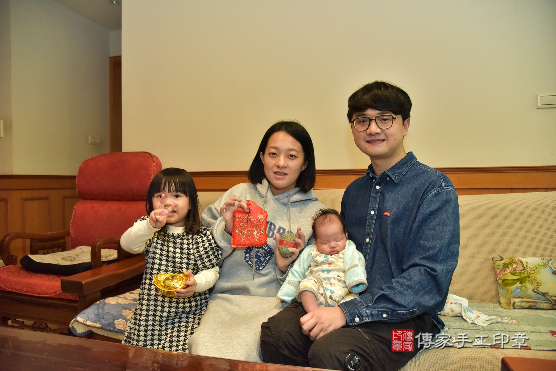 傳家手工印章新北店、抓周、度脺、剃頭、收涎、傳家嬰兒古禮