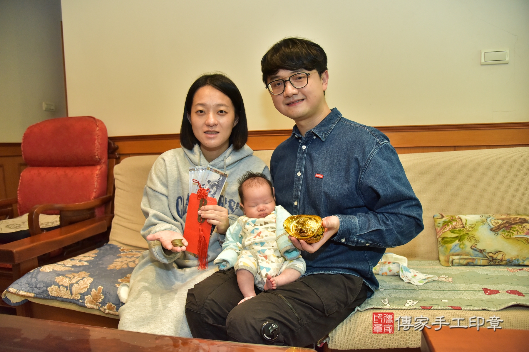傳家手工印章新北店、抓周、度脺、剃頭、收涎、傳家嬰兒古禮
