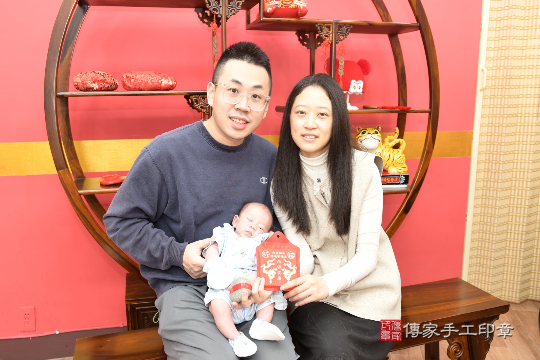 傳家手工印章台北店、抓周、度脺、剃頭、收涎、傳家嬰兒古禮