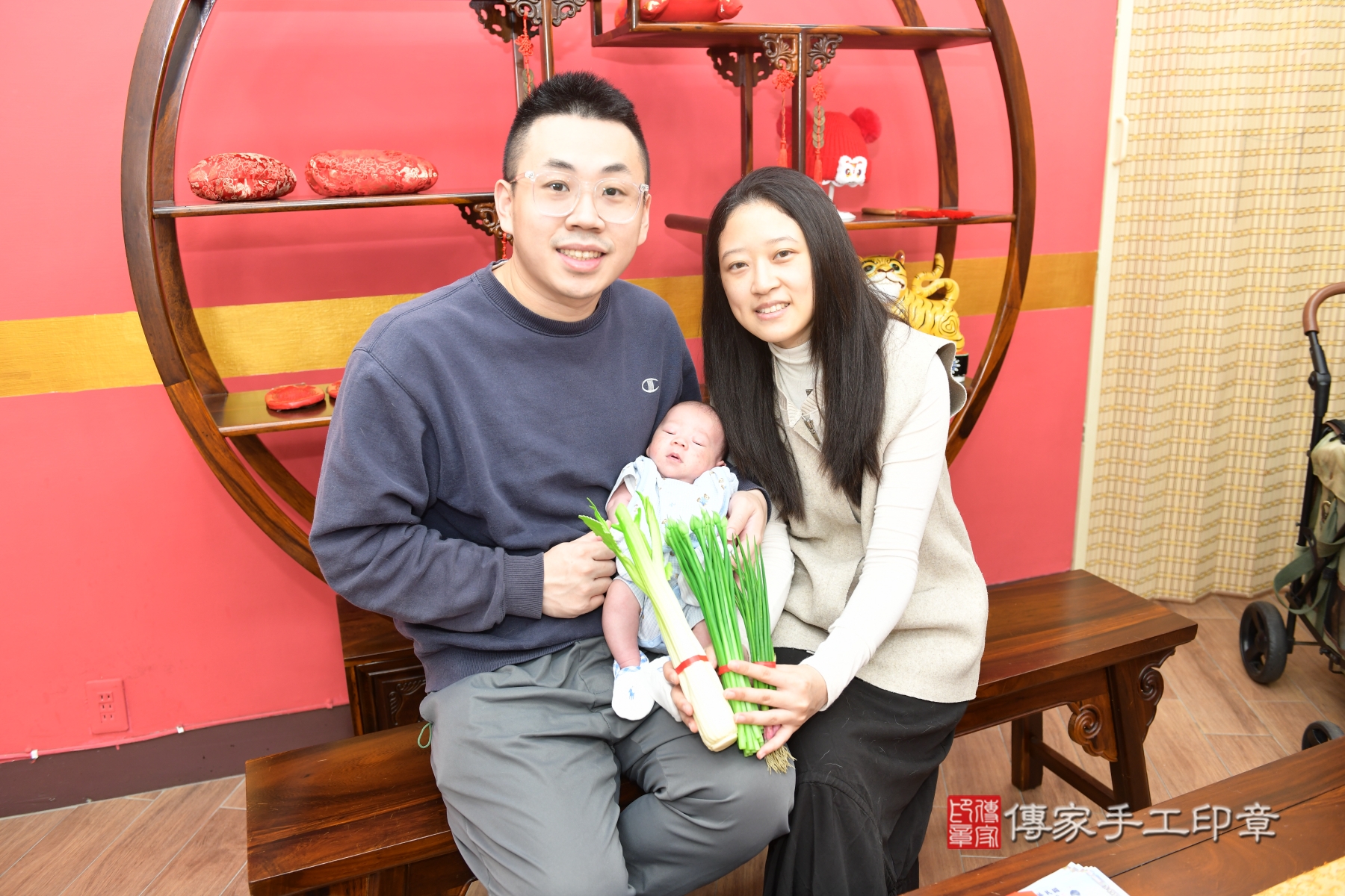 傳家手工印章台北店、抓周、度脺、剃頭、收涎、傳家嬰兒古禮