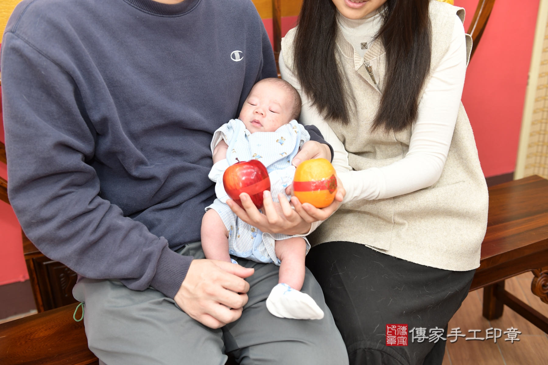 傳家手工印章台北店、抓周、度脺、剃頭、收涎、傳家嬰兒古禮