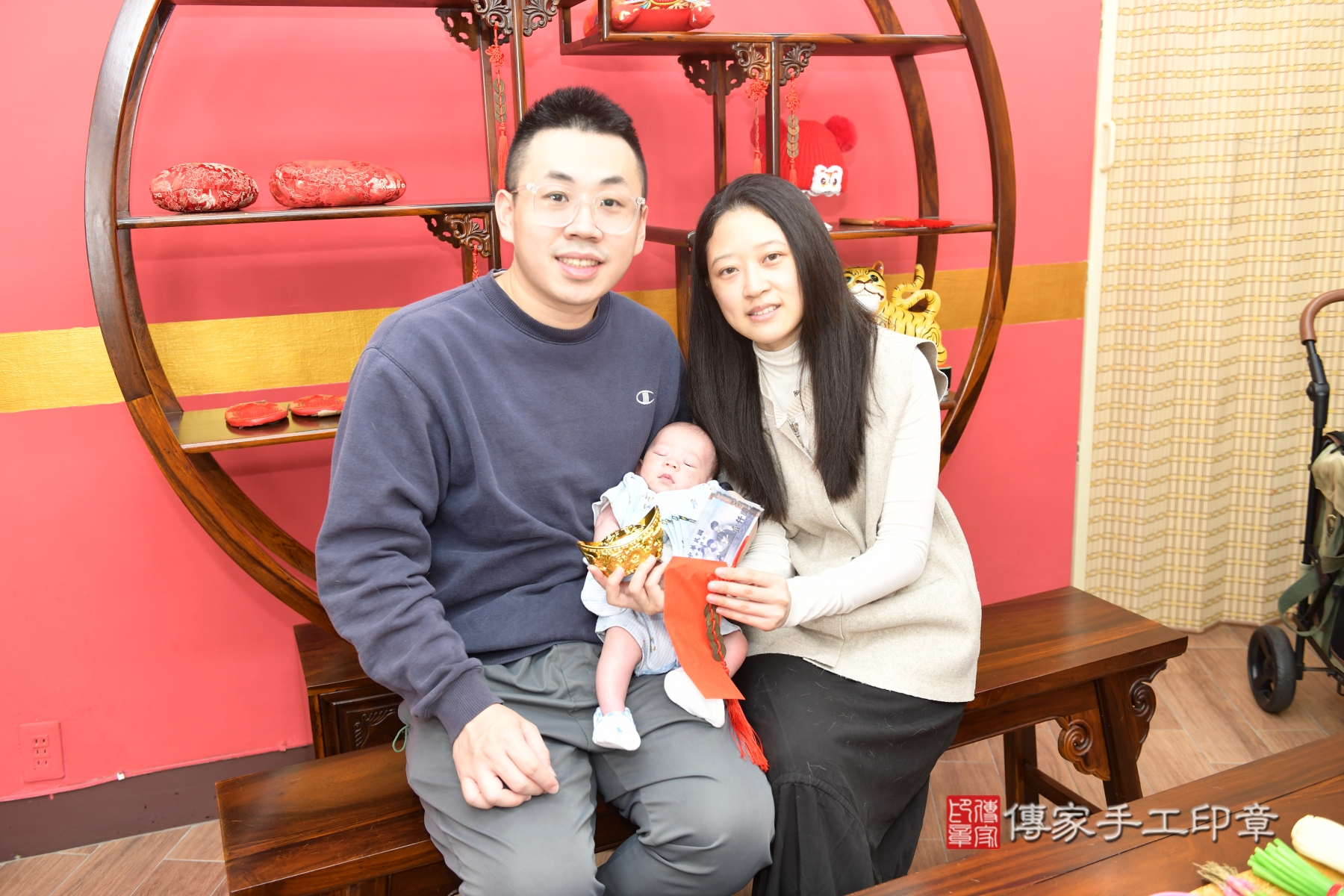 傳家手工印章台北店、抓周、度脺、剃頭、收涎、傳家嬰兒古禮