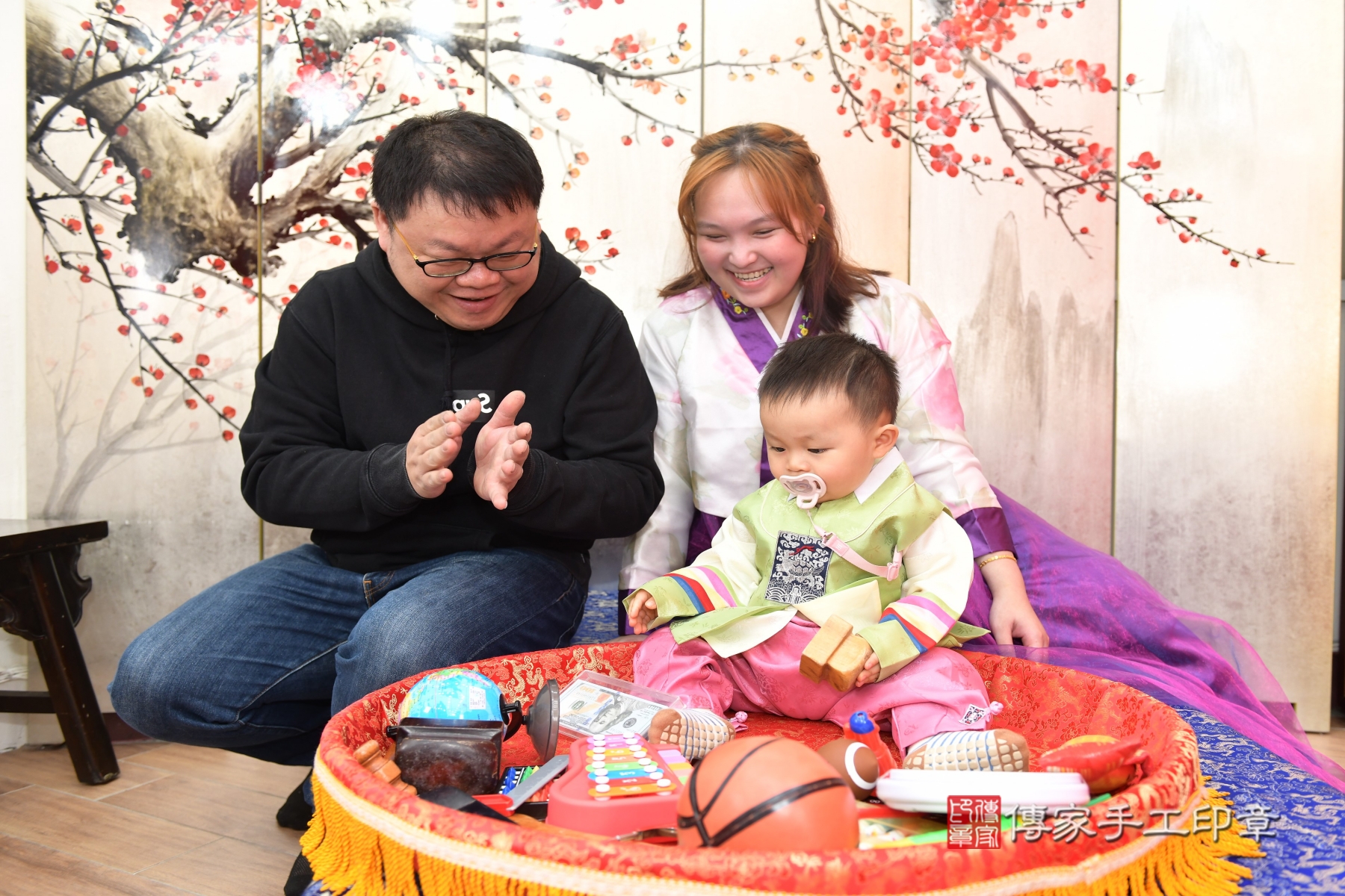 傳家手工印章台北店、抓周