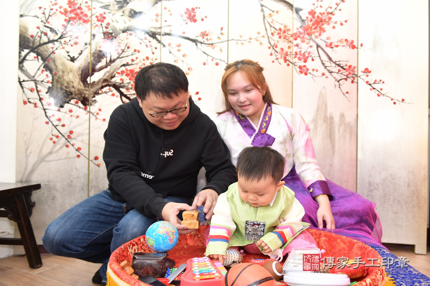 傳家手工印章台北店、抓周