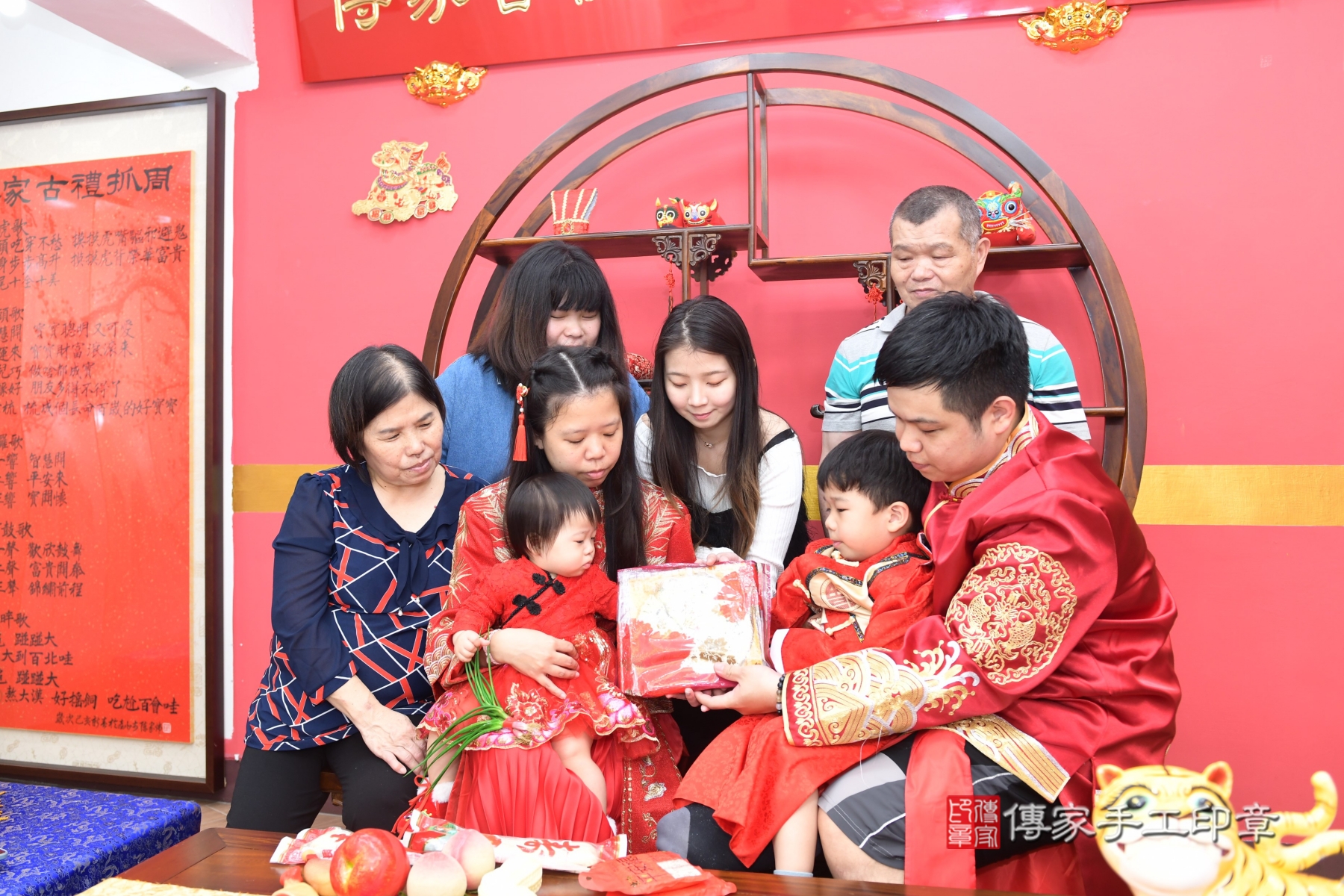 傳家手工印章台北店、抓周、收涎、剃頭 傳家手工印章台北店、抓周、收涎、剃頭