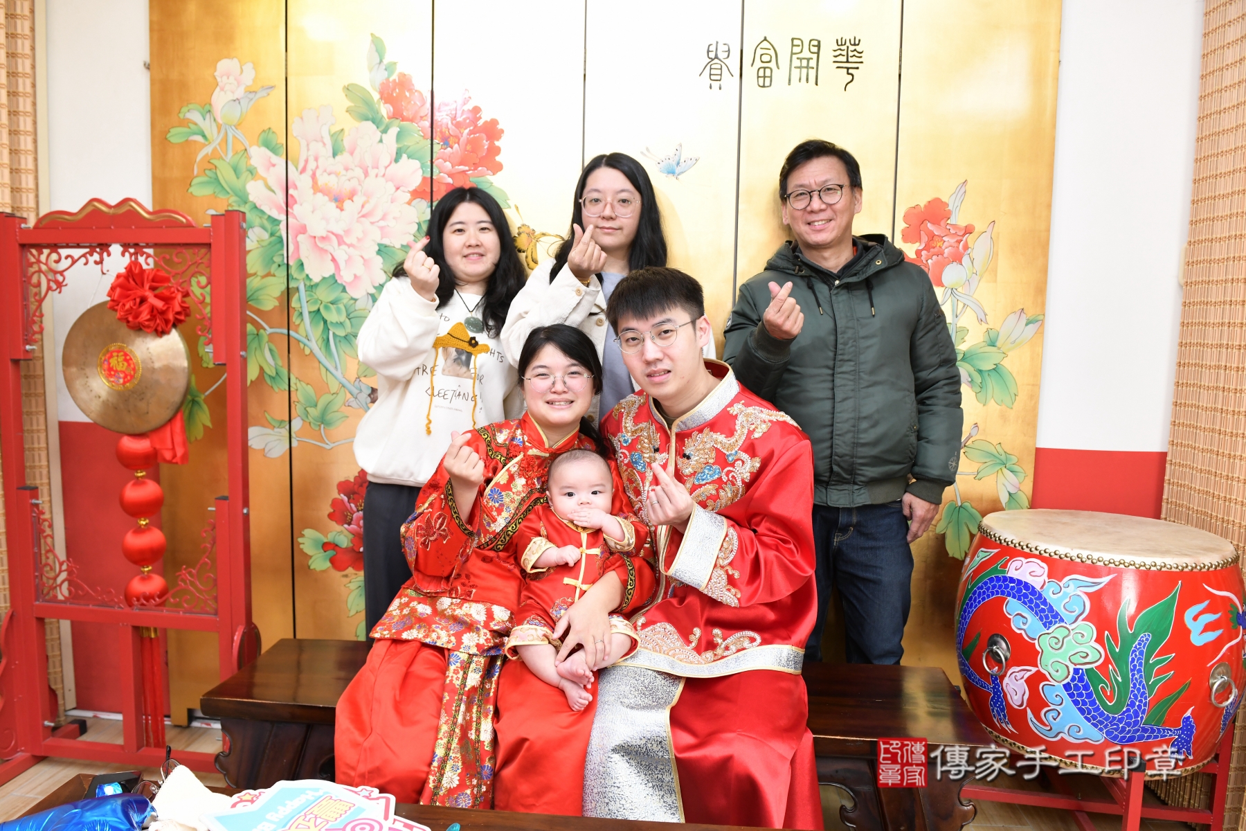 傳家手工印章台北店、抓周、度脺、剃頭、收涎、傳家嬰兒古禮