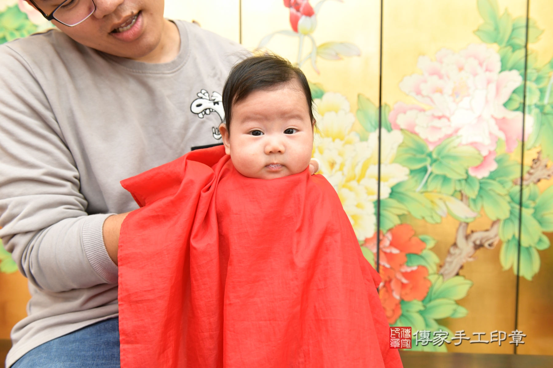 傳家手工印章台北店、抓周、度脺、剃頭、收涎、傳家嬰兒古禮 傳家手工印章台北店、抓周、度脺、剃頭、收涎、傳家嬰兒古禮