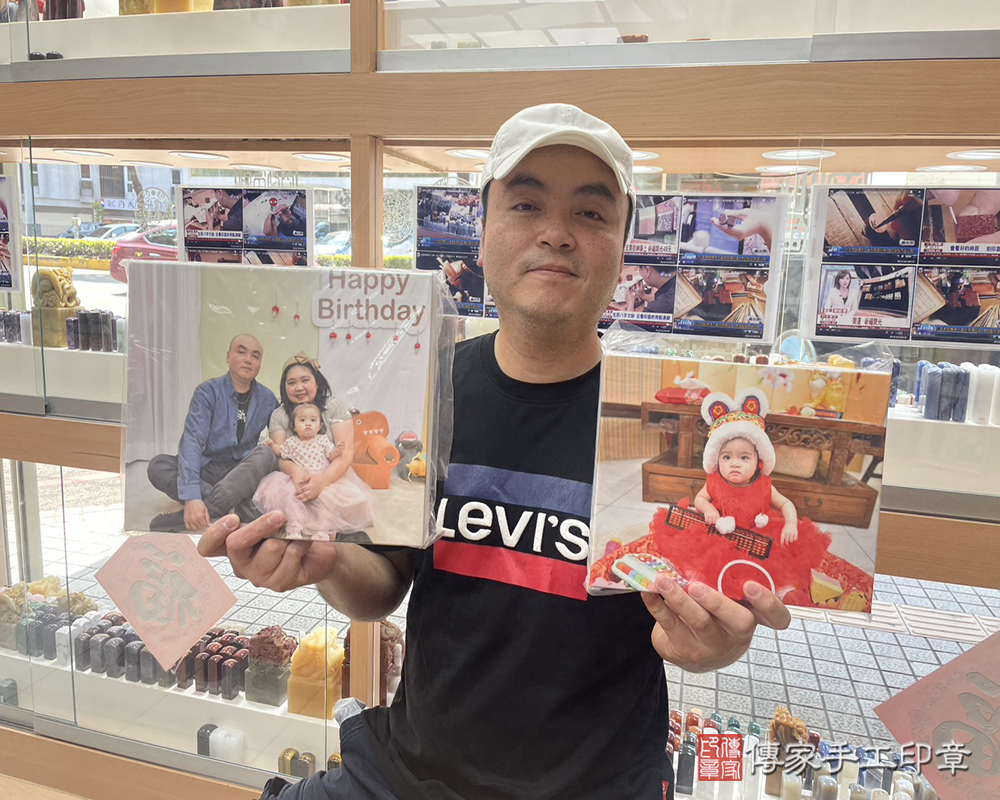 新竹市香山區萱萱寶貝抓周推薦：傳家新竹店抓周度脺中國風會場，嬰兒古禮抓周流程儀式吉祥話、抓周道具物品24種、拍照。抓周證書。2026.04.19