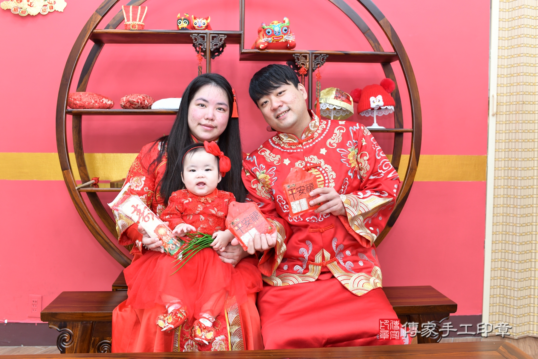 傳家手工印章台北店、抓周、收涎、剃頭 傳家手工印章台北店、抓周、收涎、剃頭