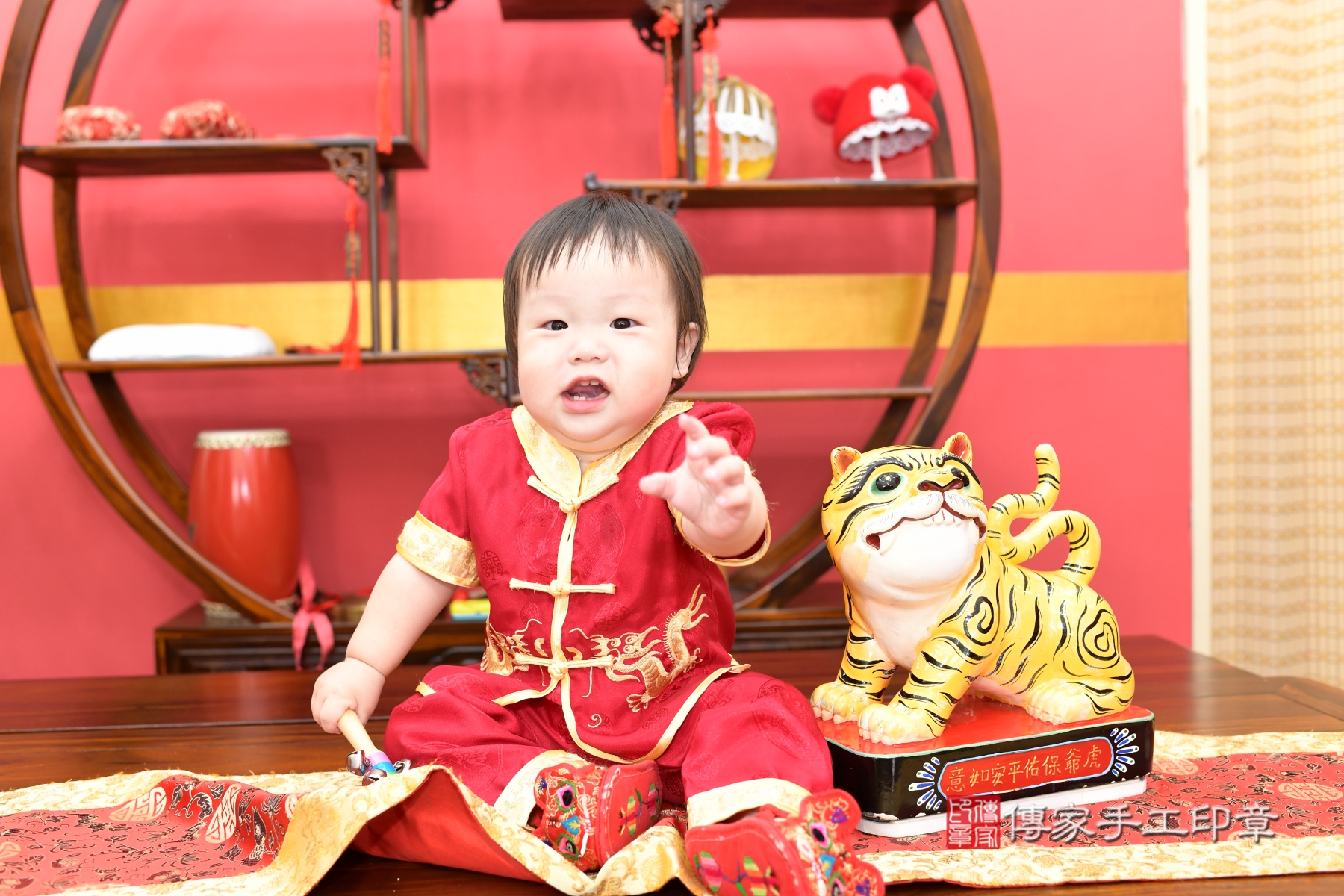 傳家手工印章新北店、剃頭、收涎、抓周 傳家手工印章新北店、剃頭、收涎、抓周