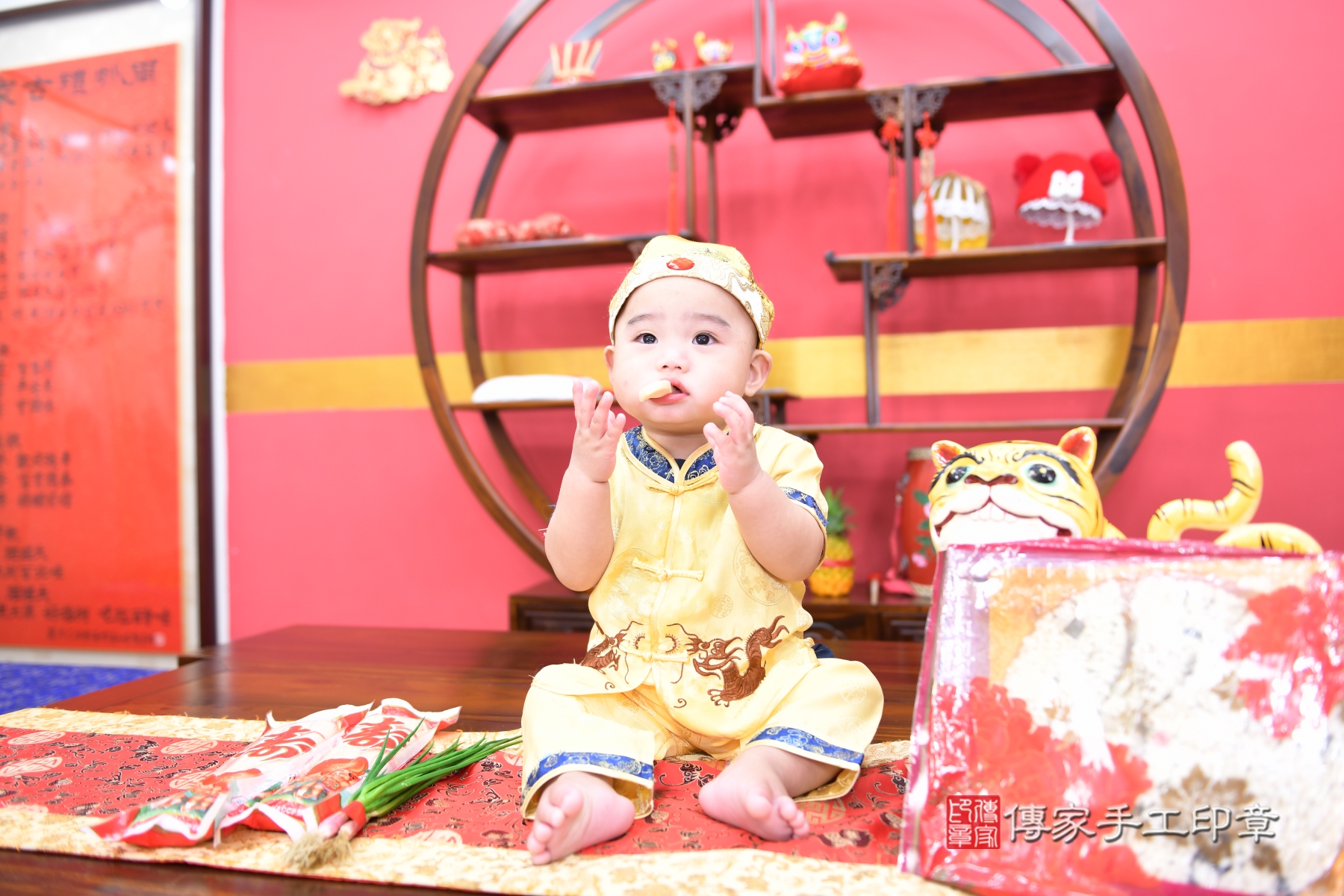 傳家手工印章新北店、剃頭、收涎、抓周 傳家手工印章新北店、剃頭、收涎、抓周