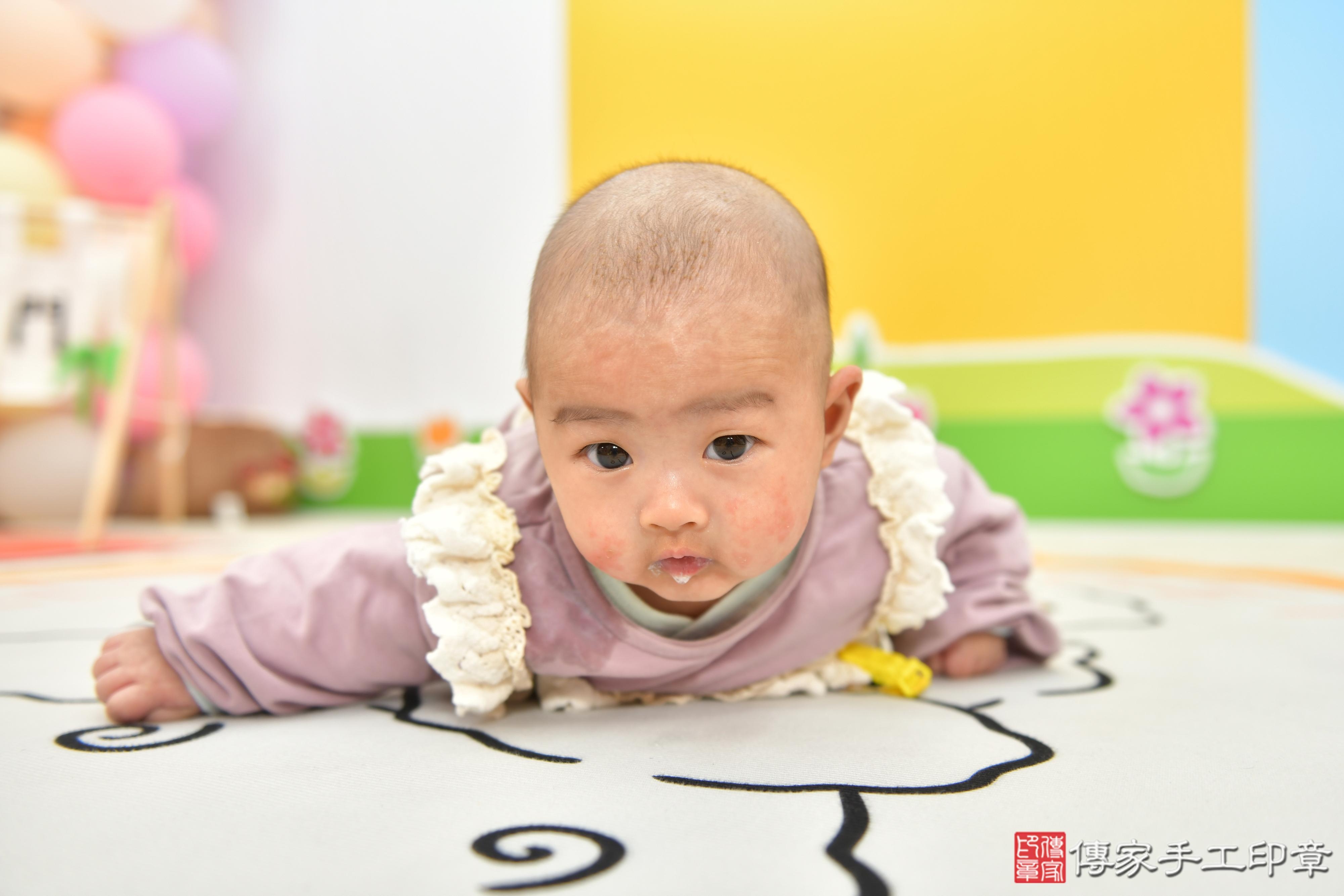 傳家手工印章台中店、抓周、度脺、美式風會場、傳家嬰兒古禮、吉祥話、抓周道具物品24種、拍照。抓周證書。寶寶抓周、滿周歲、生日快樂、祝福 傳家手工印章台中店、抓周、度脺、美式風會場、傳家嬰兒古禮、吉祥話、抓周道具物品24種、拍照。抓周證書。寶寶抓周、滿周歲、生日快樂、祝福