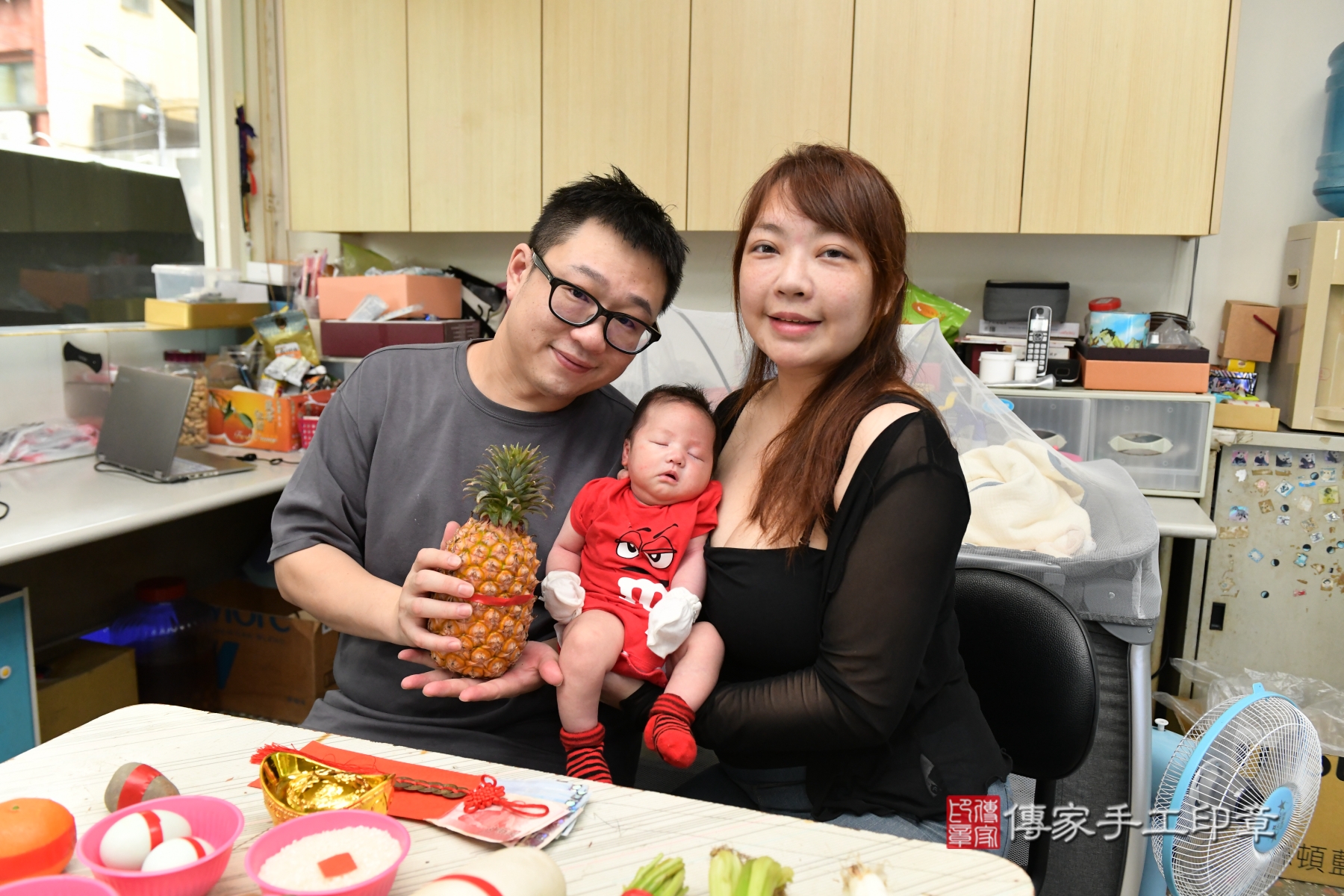 傳家手工印章新北店、剃頭、收涎、抓周 傳家手工印章新北店、剃頭、收涎、抓周