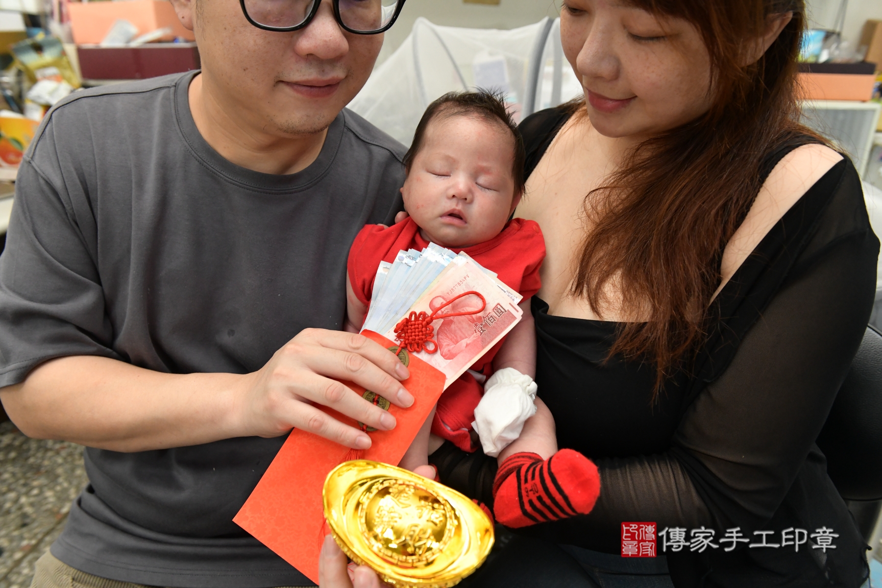 傳家手工印章新北店、剃頭、收涎、抓周 傳家手工印章新北店、剃頭、收涎、抓周