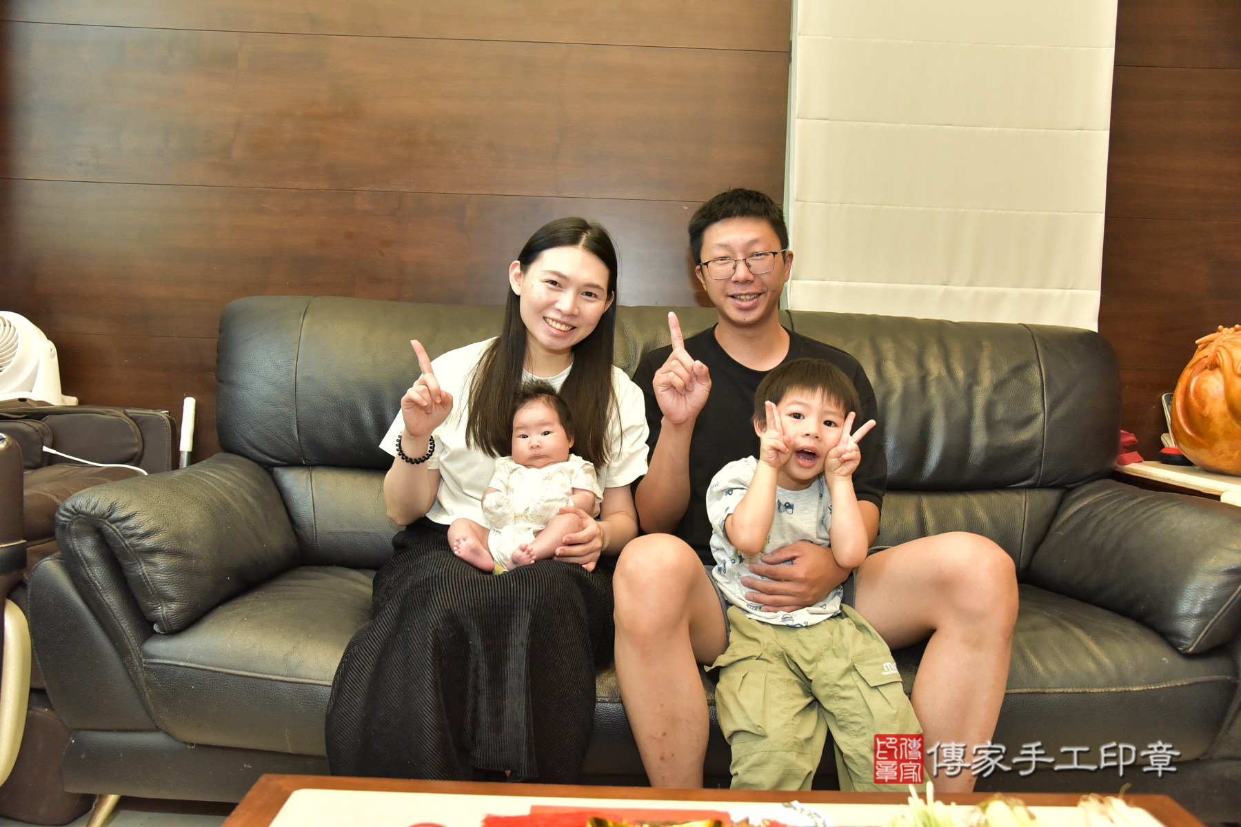 傳家手工印章台北店、剃頭、收涎、抓周 傳家手工印章台北店、剃頭、收涎、抓周