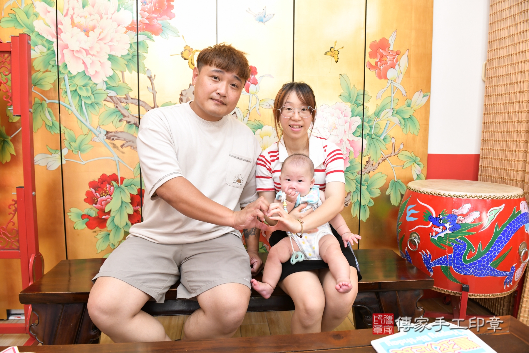 傳家手工印章台北店、抓周、收涎、剃頭 傳家手工印章台北店、抓周、收涎、剃頭