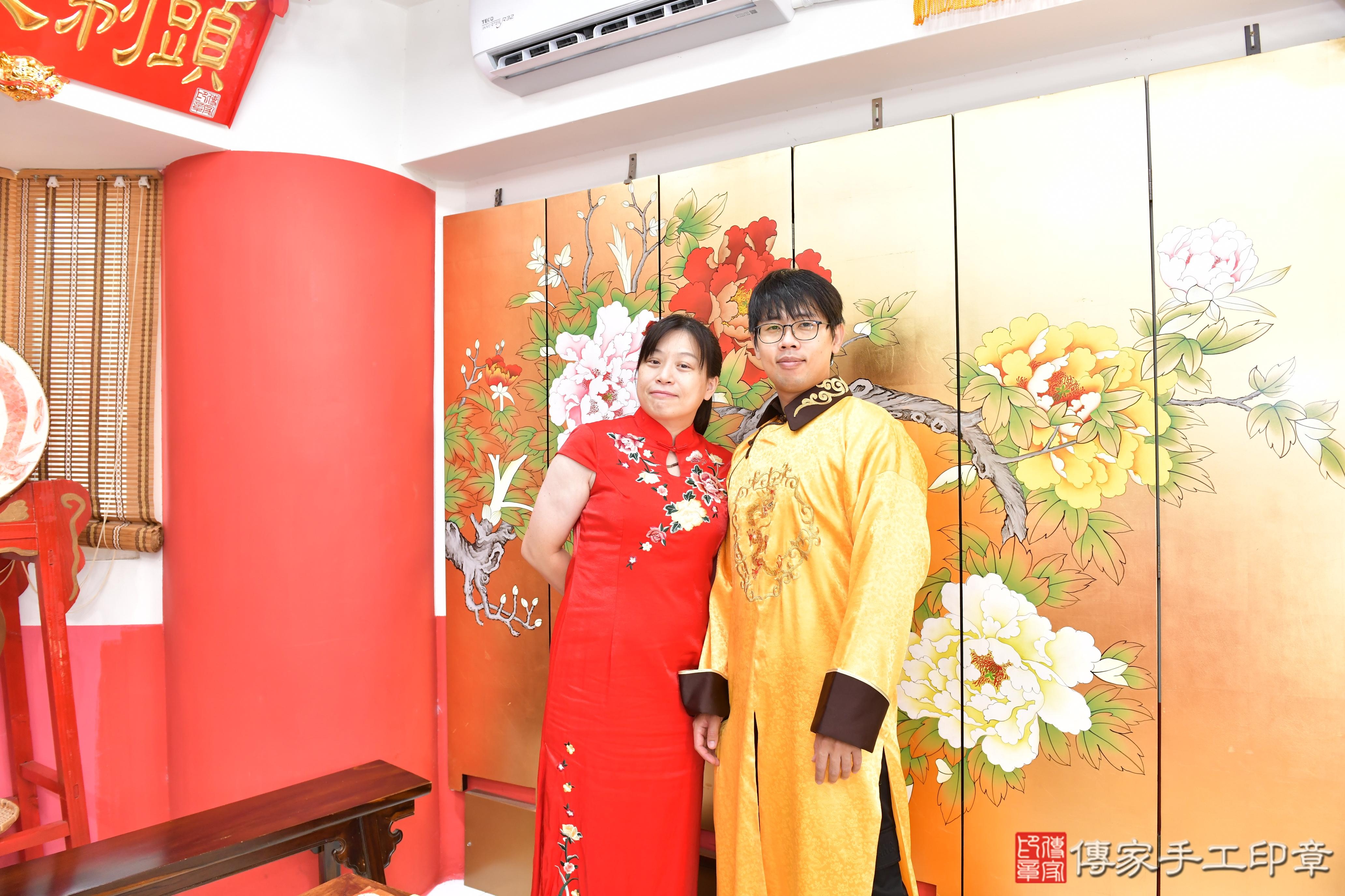 傳家手工印章高雄店、抓周、度晬、中國風會場、抓周道具物品、抓周證書、滿周歲、淇淇寶寶、高雄市、拍照、生日快樂